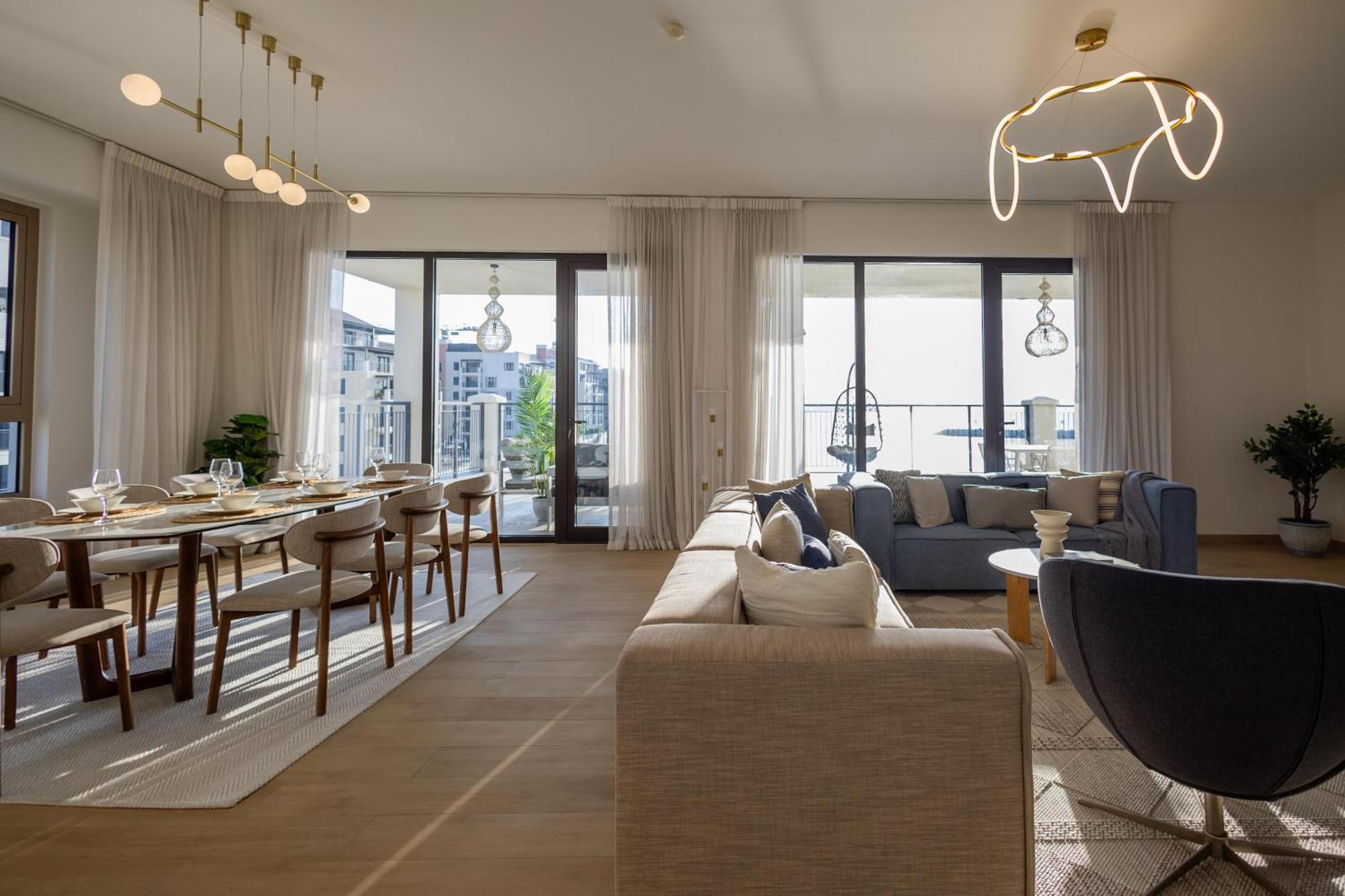 Higuests Experience Coastal Elegance At La Rive 2 In La Apartment *