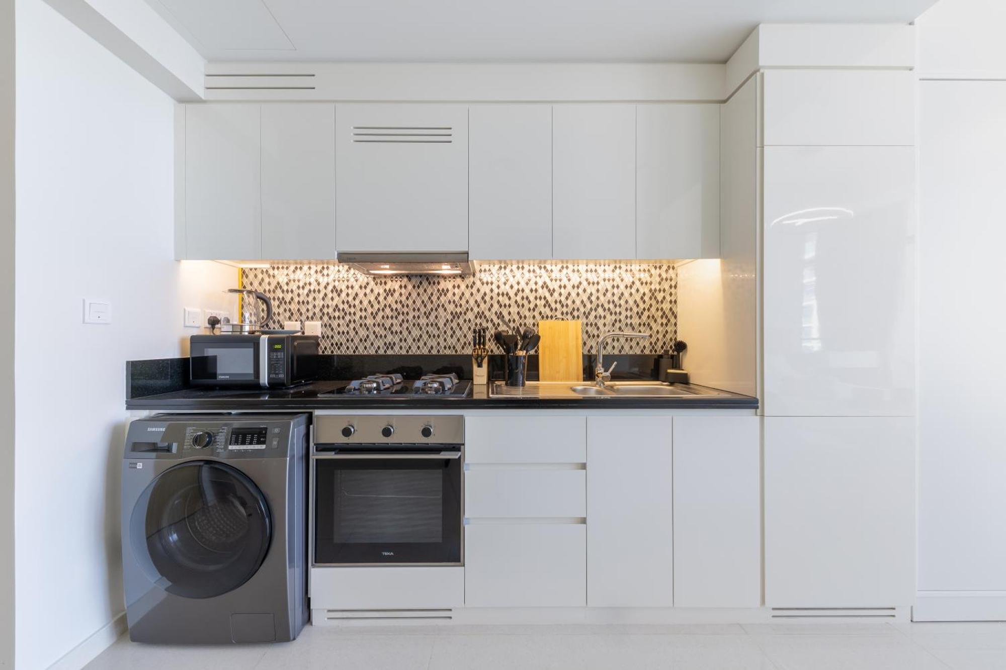 Apartment Stylish On 58th Floor With Stunning Views In *