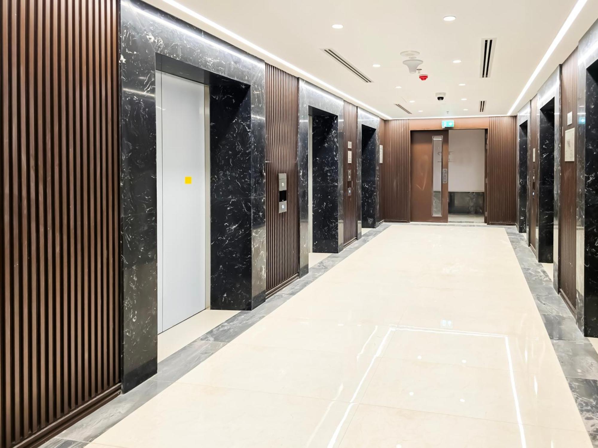 Luxurious 2-bedroom Business Bay * Dubai