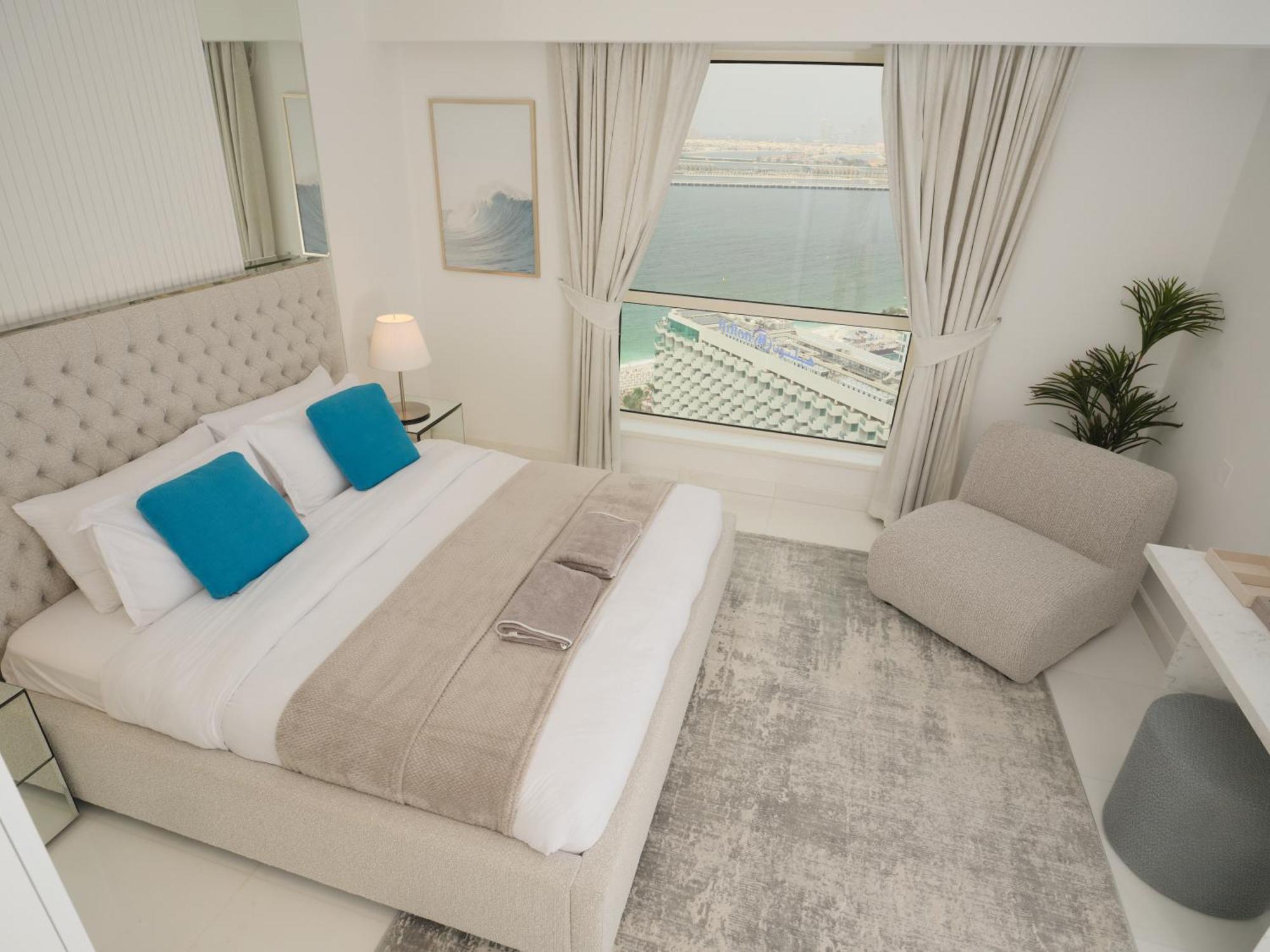 Apartment Jbr Beachfront Luxe Sea Facing