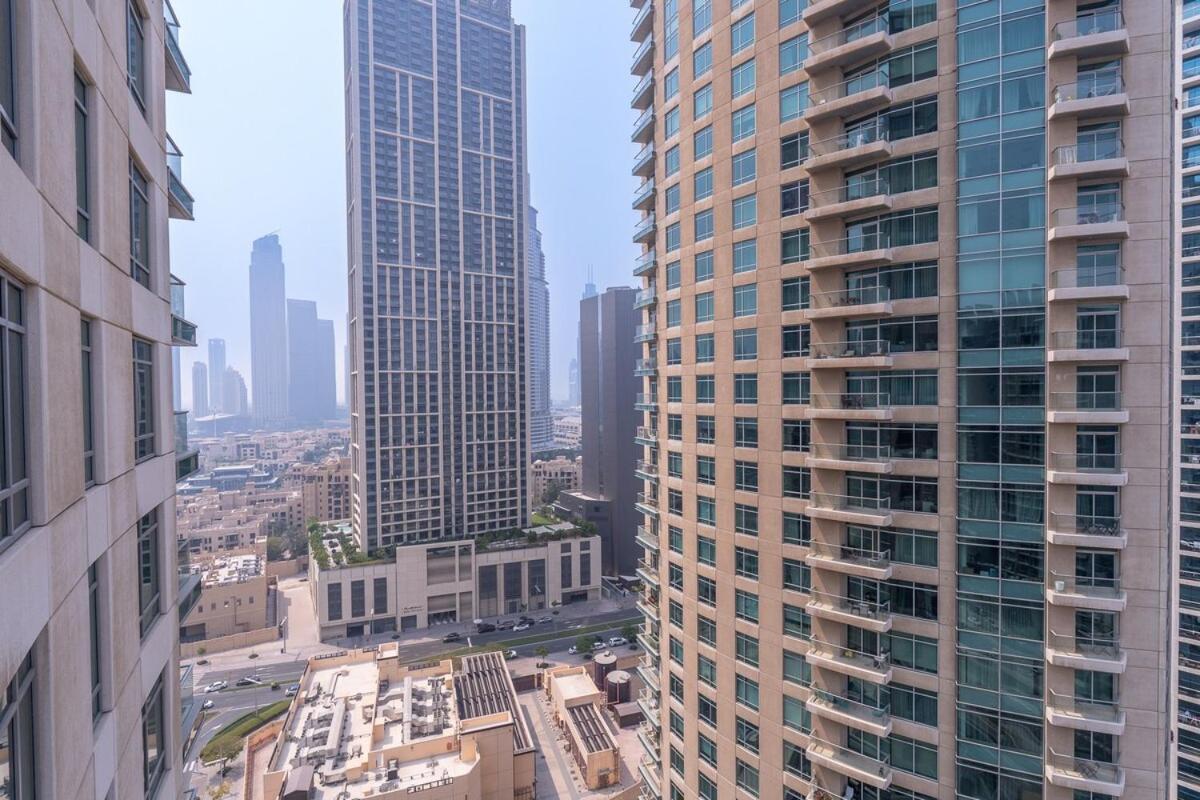 Elegant 2-bedroom With Balcony At Burj Views In Downtown Apartment Dubai