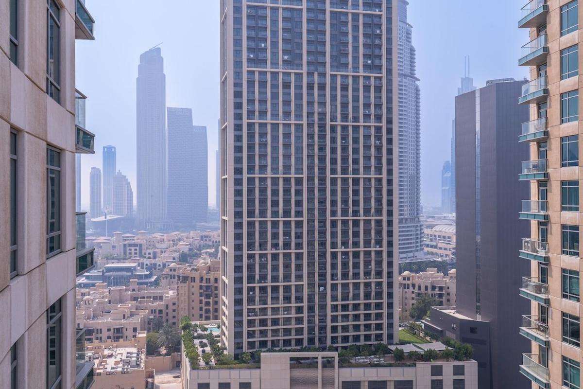 Apartment Elegant 2-bedroom With Balcony At Burj Views In Downtown Dubai