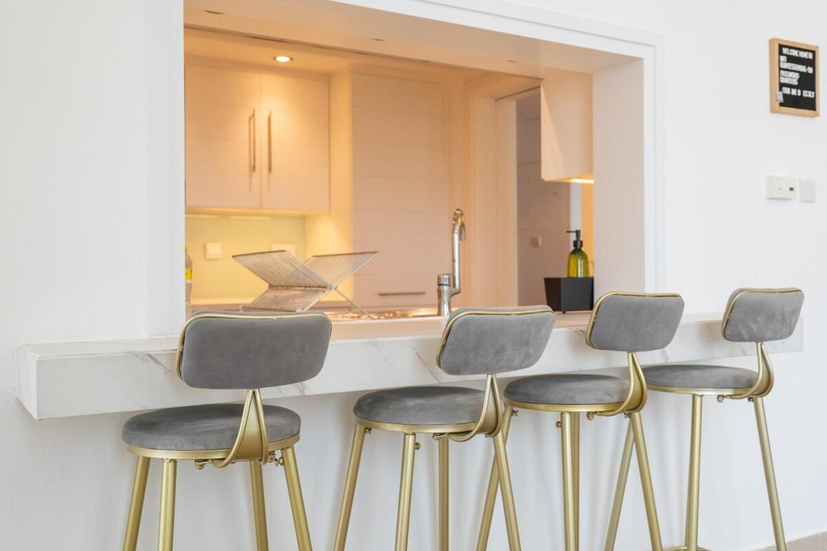 Elegant 2-bedroom With Balcony At Burj Views In Downtown Dubai