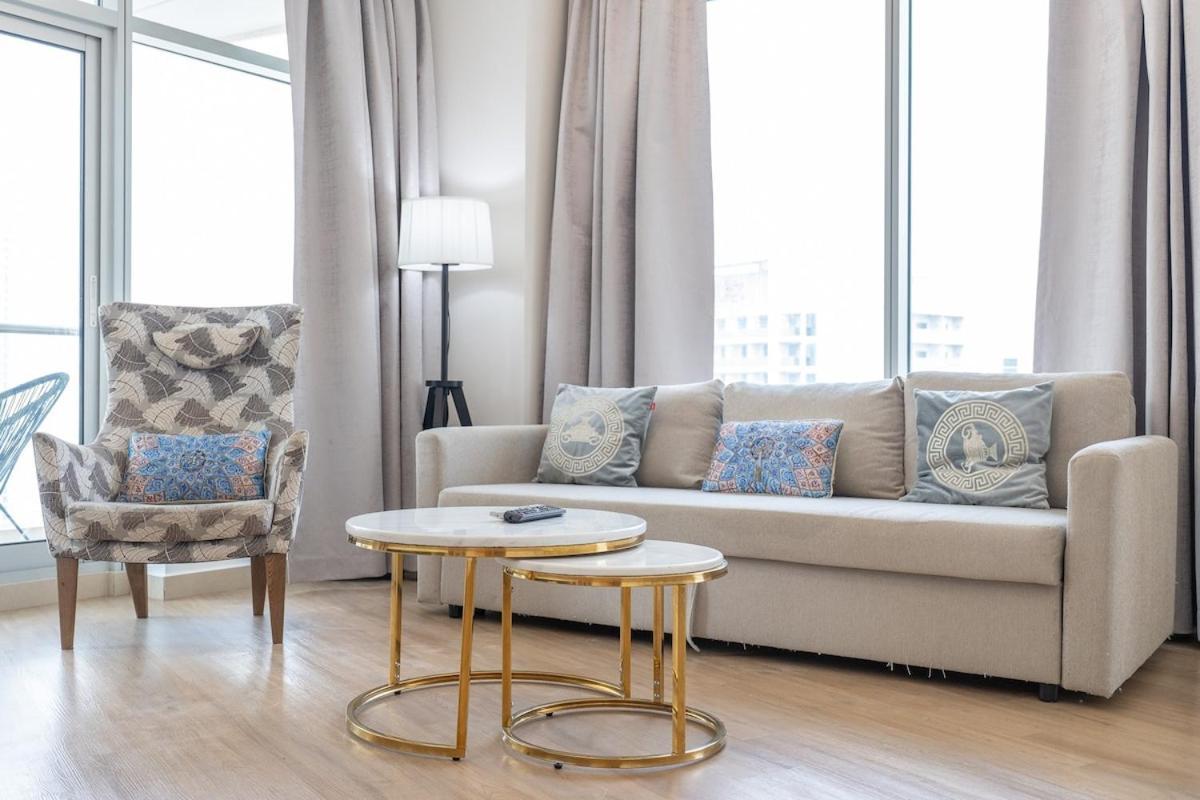 Elegant 2-bedroom With Balcony At Burj Views In Downtown Dubai