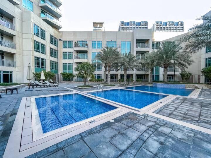 Elegant 2-bedroom With Balcony At Burj Views In Downtown Apartment