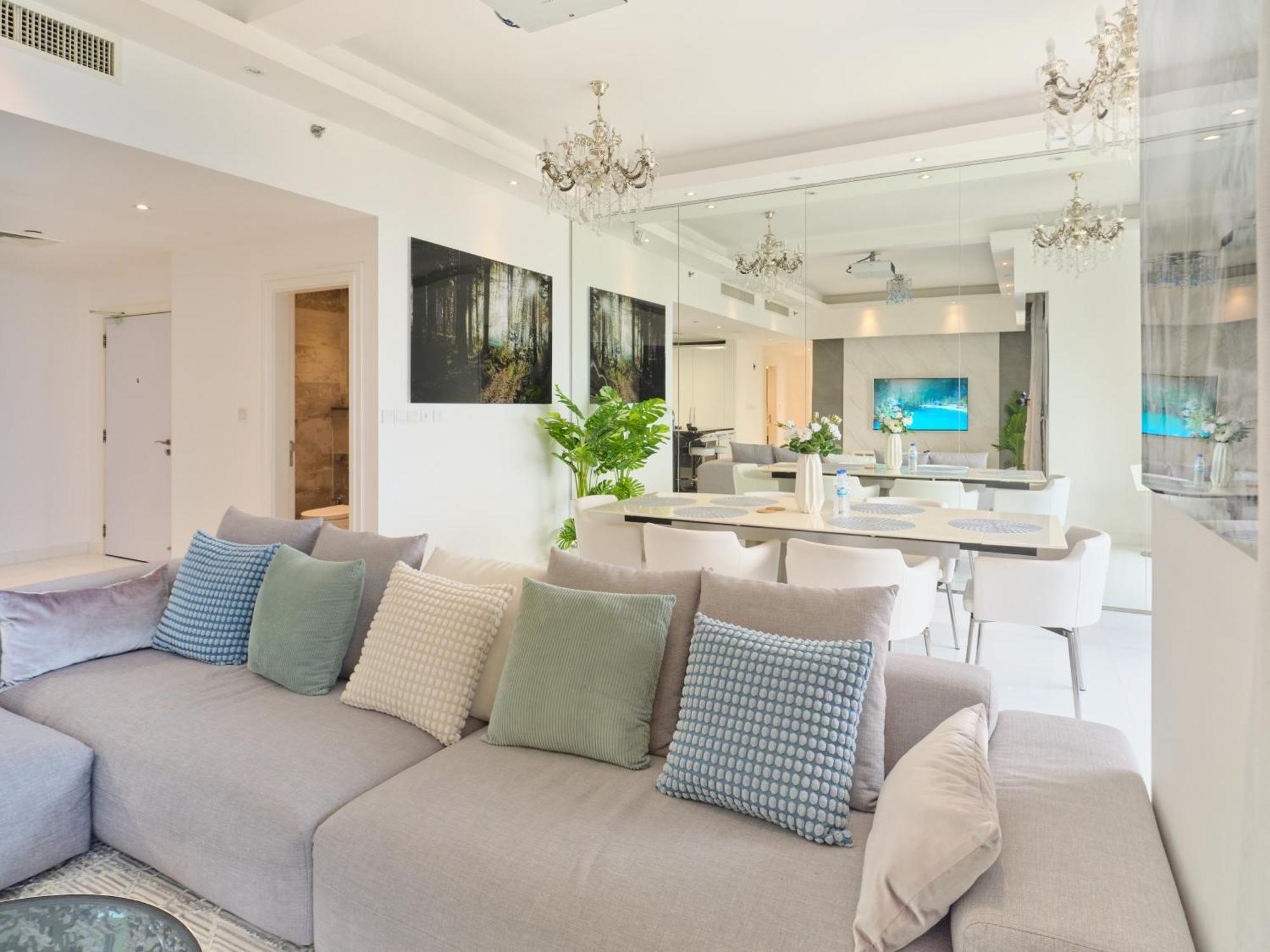 Jbr Beachfront Luxe Sea Facing