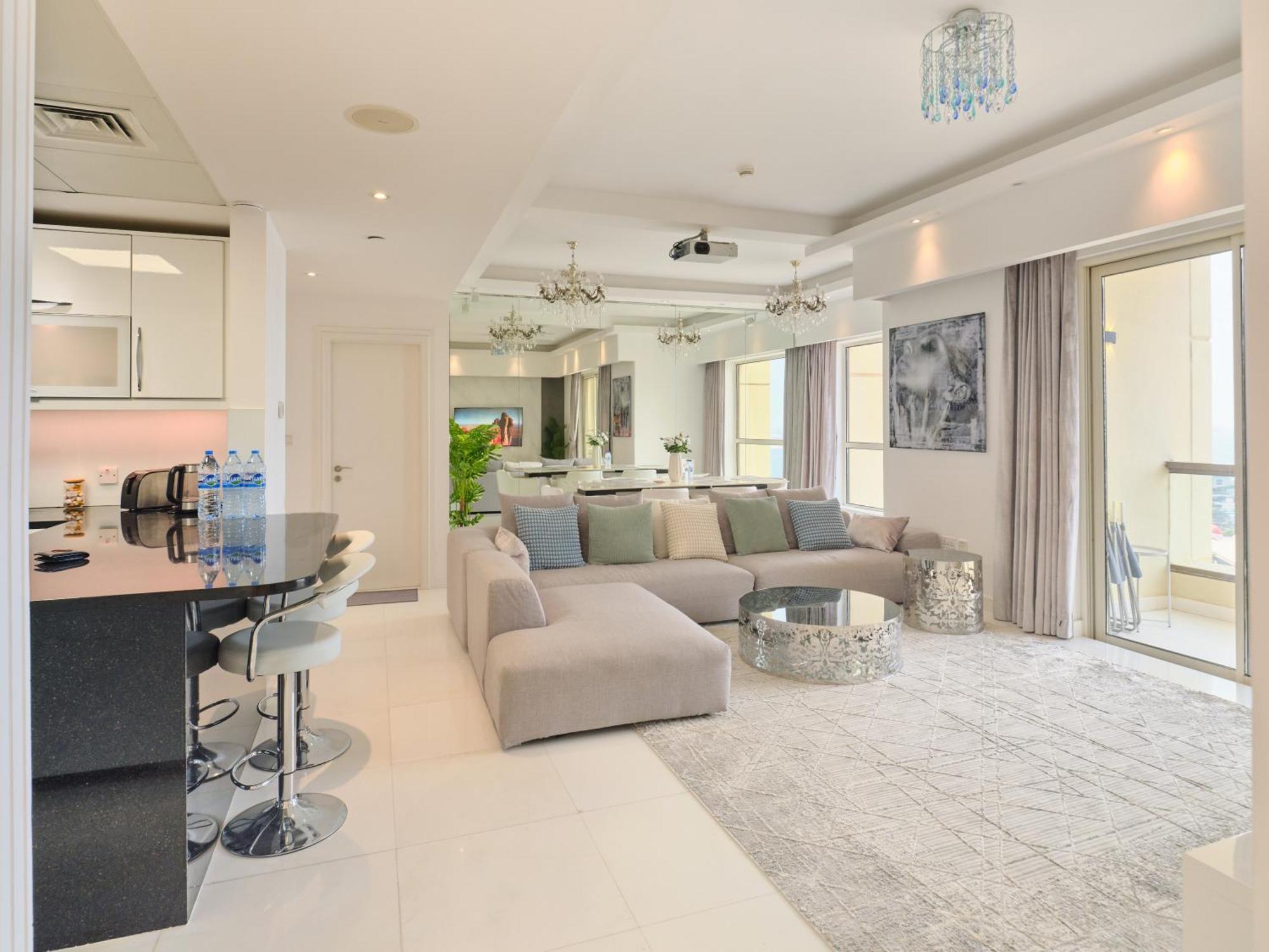 Jbr Beachfront Luxe Sea Facing