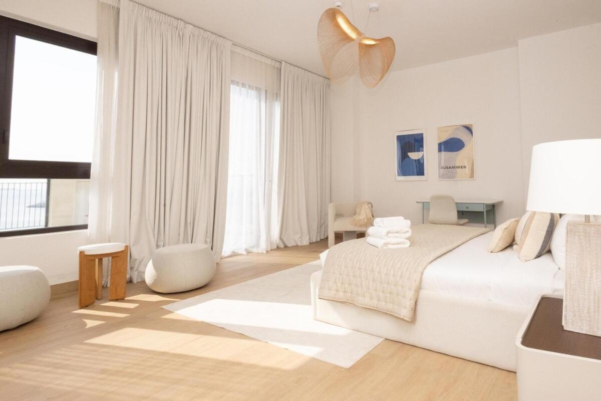 Higuests Experience Coastal Elegance At La Rive 2 In La