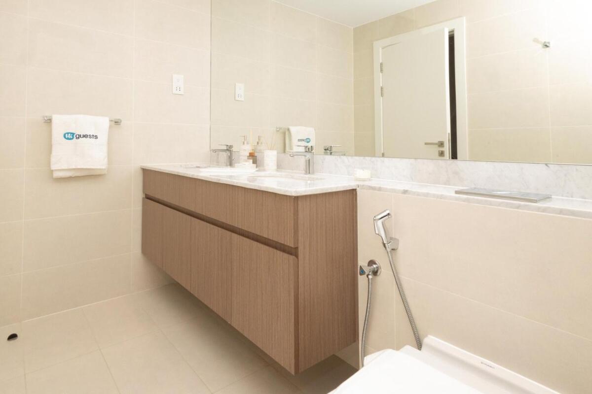 Apartment Higuests Experience Coastal Elegance At La Rive 2 In La