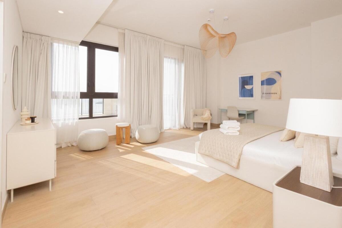 Apartment Higuests Experience Coastal Elegance At La Rive 2 In La *