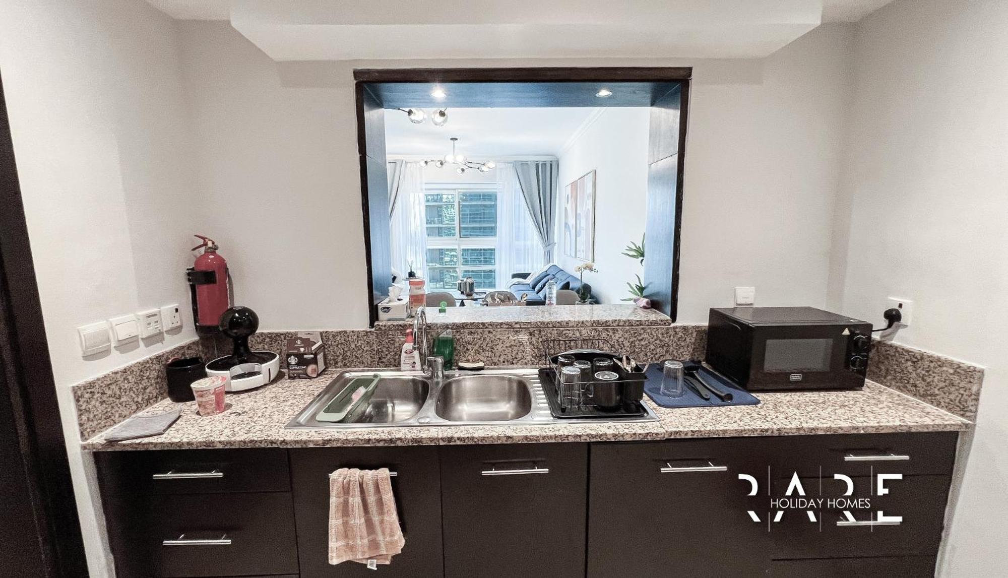 Rare Homes - Marina Quays West Tower - Near Marina Mall - R1003 - Marina Apartment *