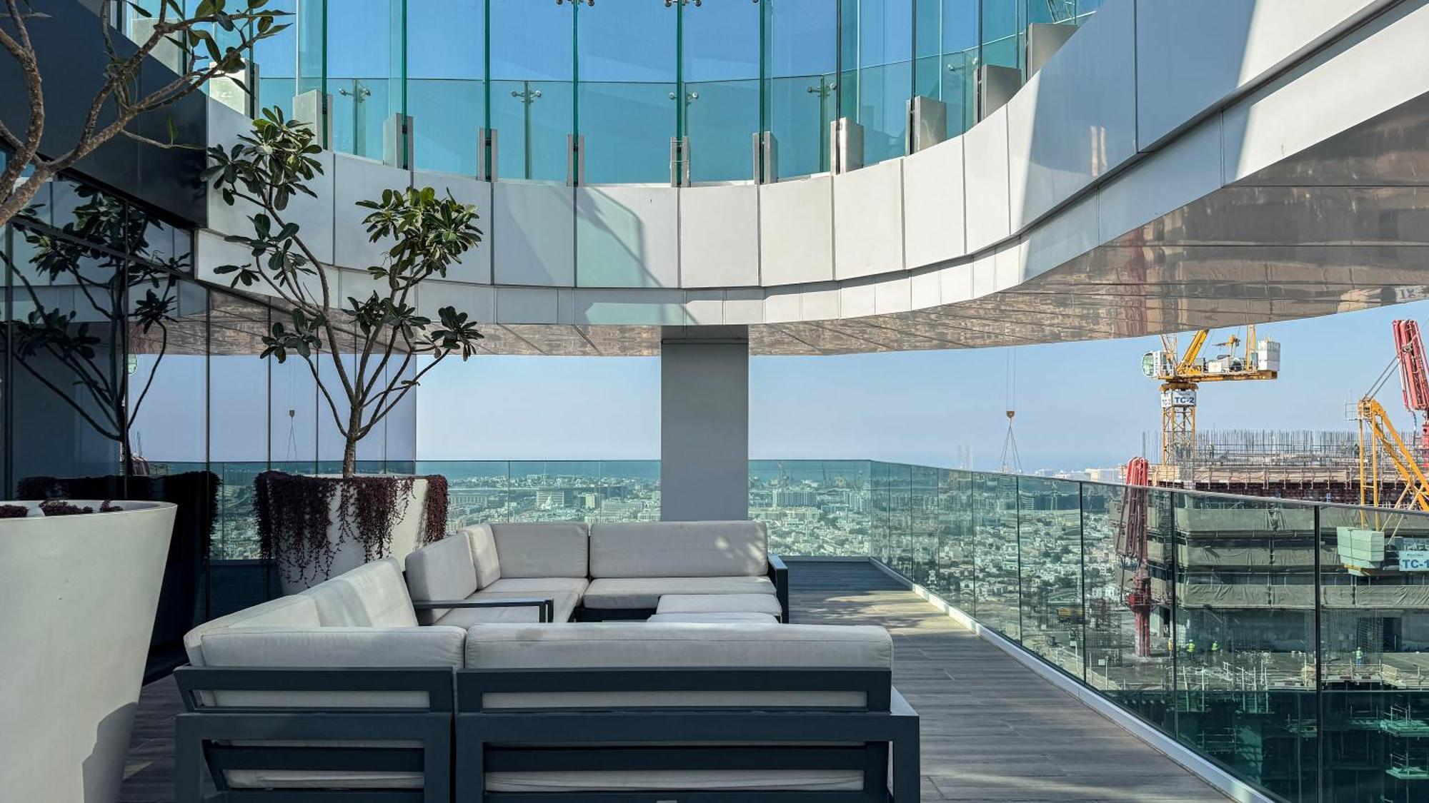 Elegant 3br Study 5 Mins From Frame Dubai
