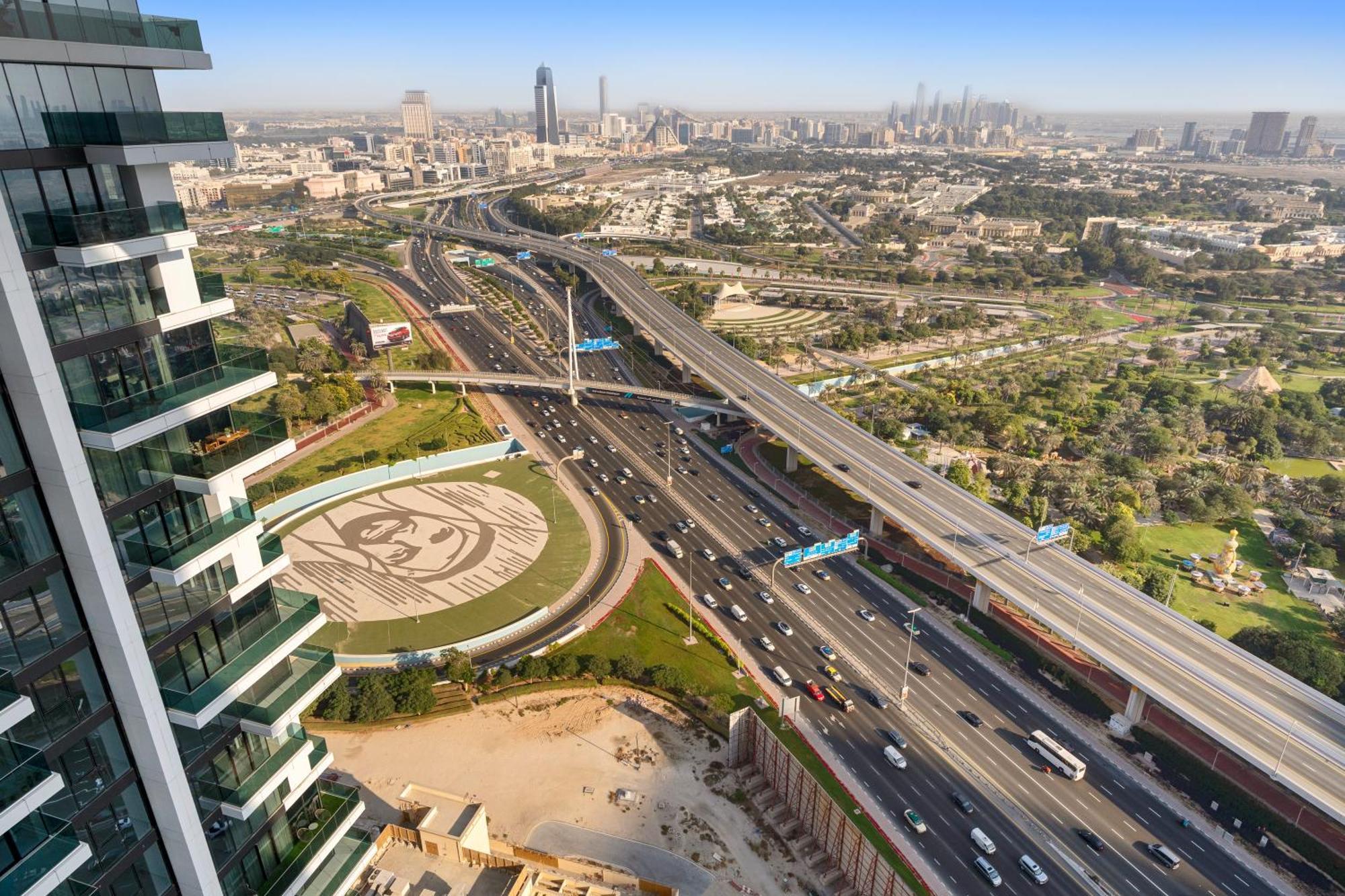 Apartment Elegant 3br Study 5 Mins From Frame Dubai