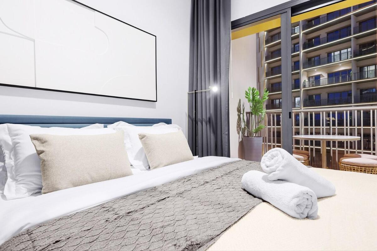 First Class 1br Luxury Hideaway Dubai