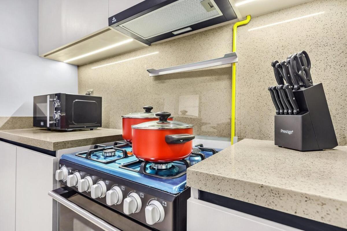 First Class 1br Luxury Hideaway Dubai