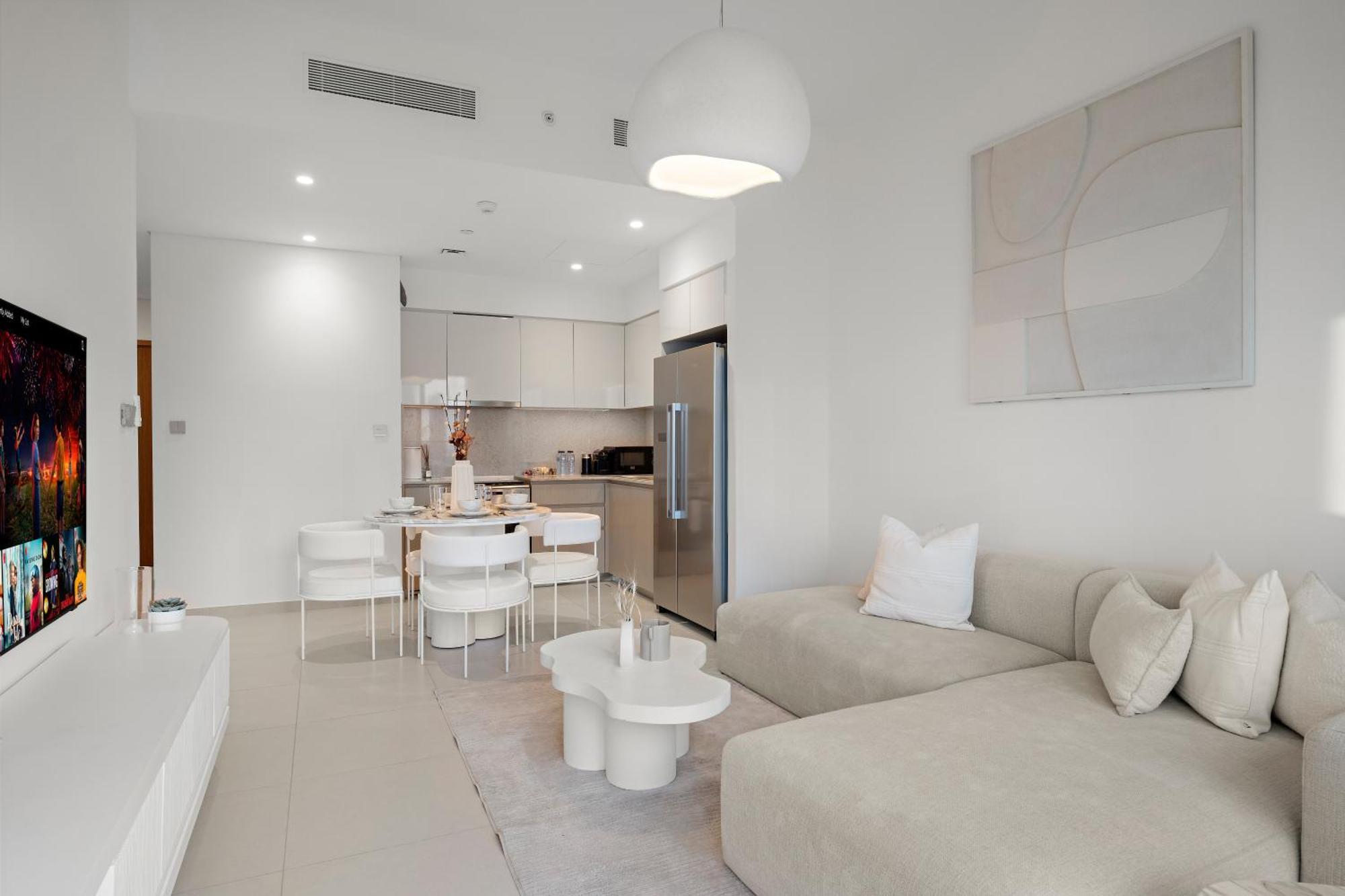 Luxe 2br With Stunning Burj Khalifa Views Dubai