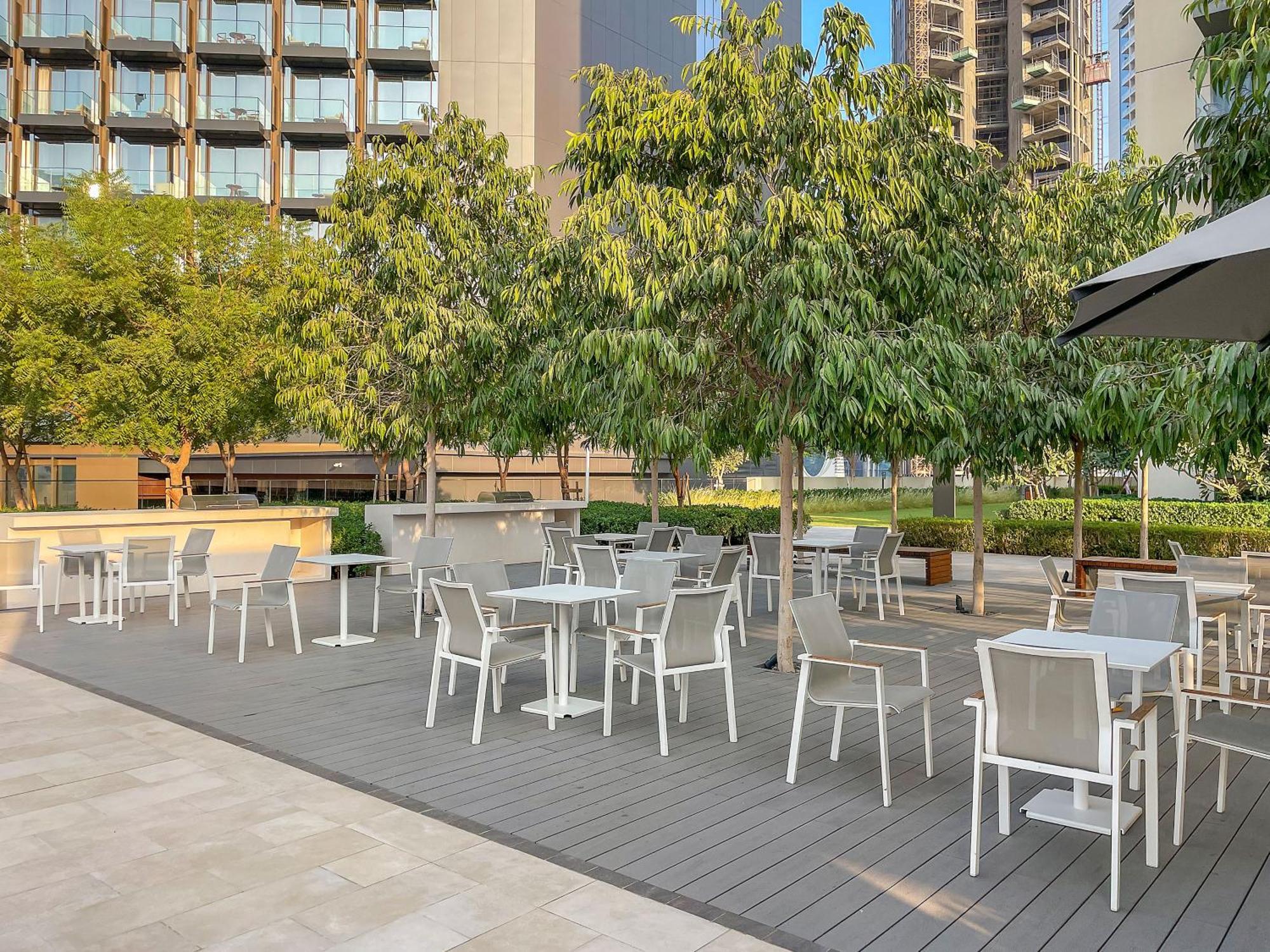 Apartment Luxe 2br With Stunning Burj Khalifa Views *