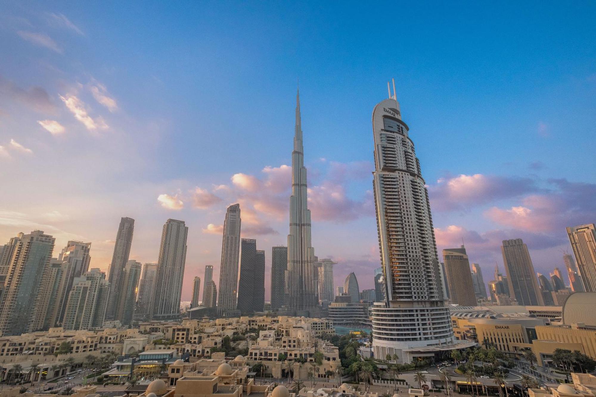 Luxe 2br With Stunning Burj Khalifa Views