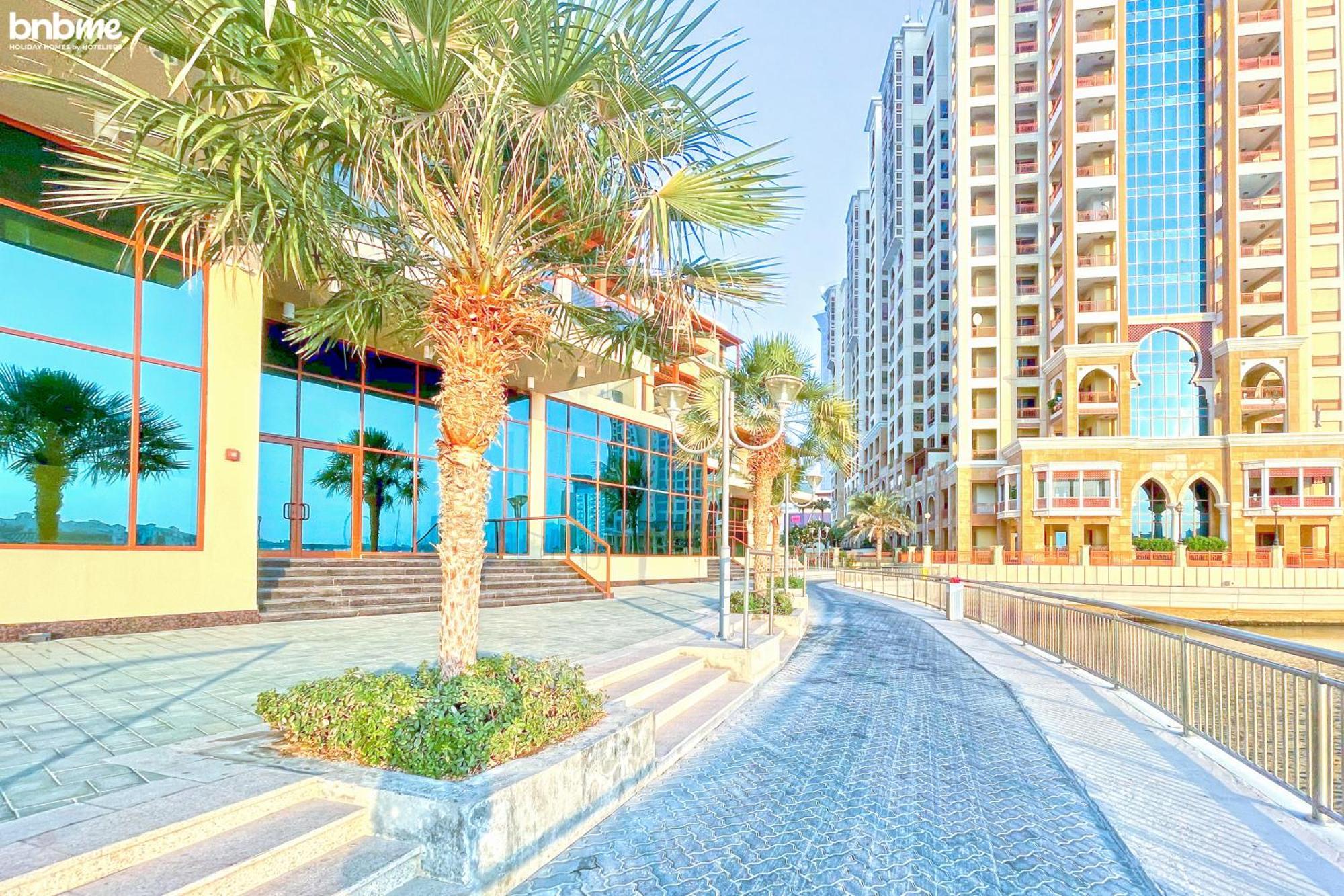 Bnbmehomes - Palm Views Apartment