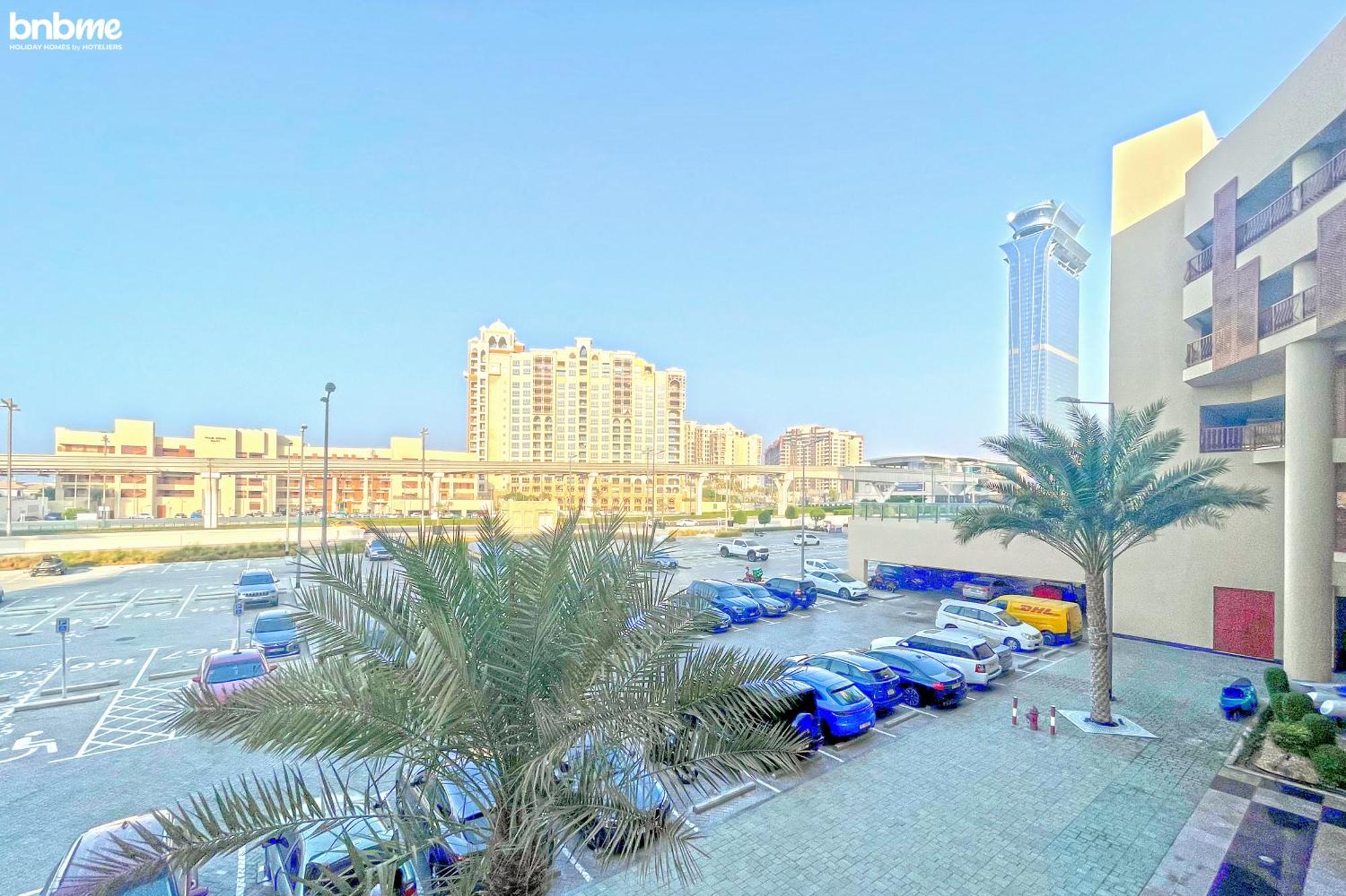 Bnbmehomes - Palm Views Apartment