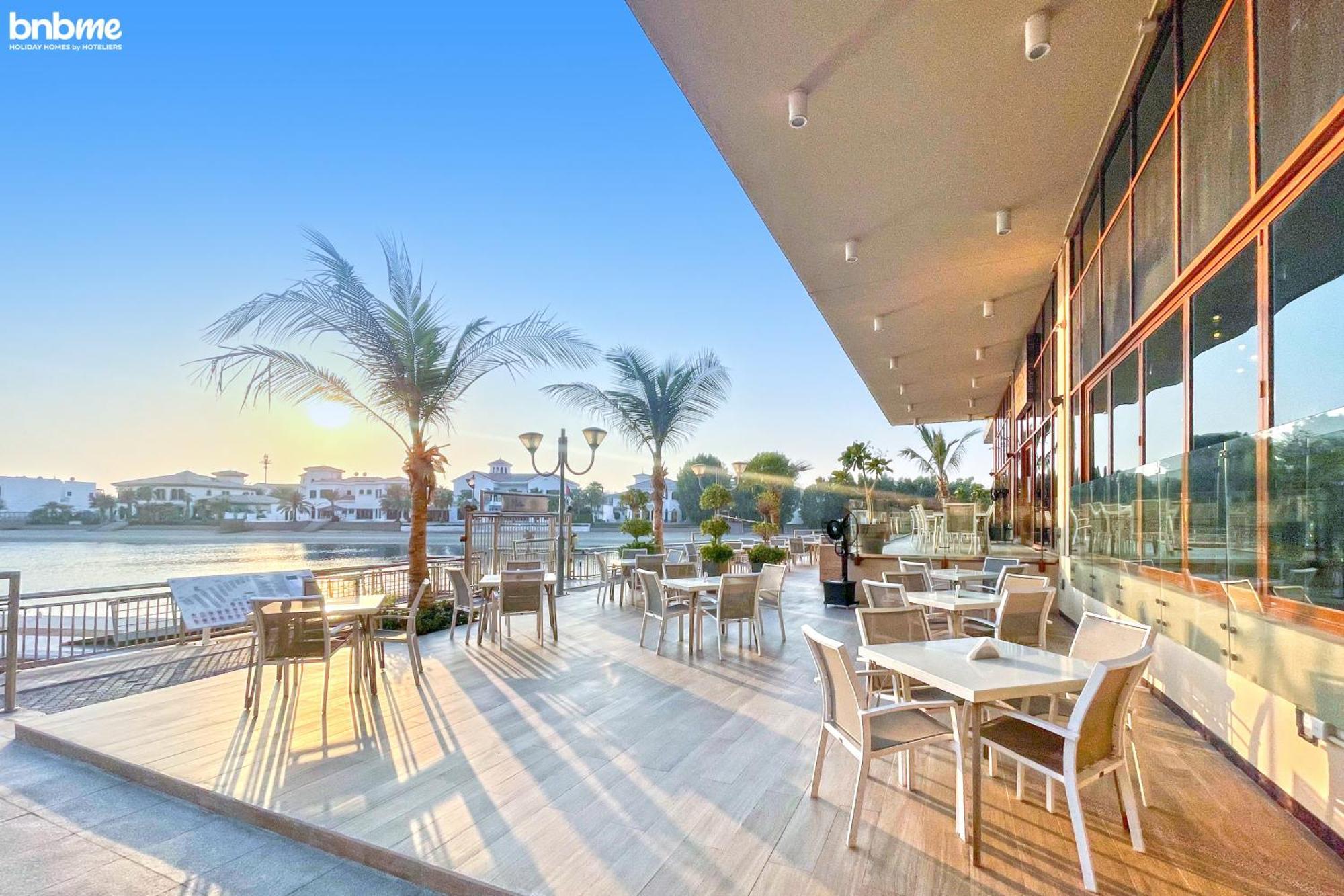 Bnbmehomes - Palm Views Apartment Dubai