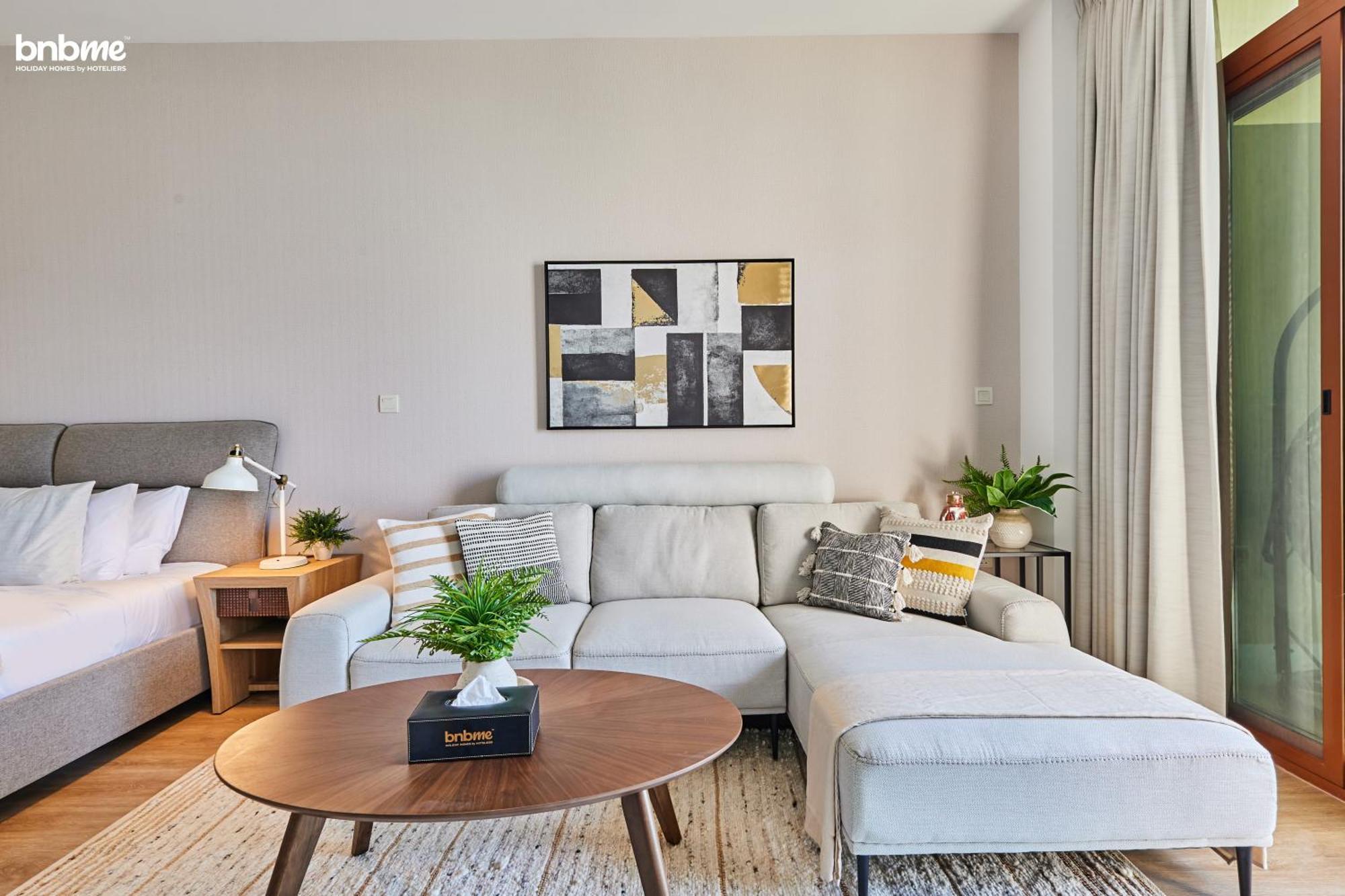 Bnbmehomes - Palm Views Apartment