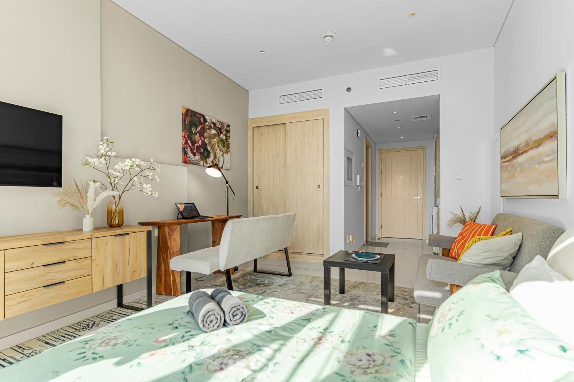 Cozy Sea & Marina View With Rooftop Pool & Private In Palm Jumeirah, Steps To Nakheel Mall Apartment *