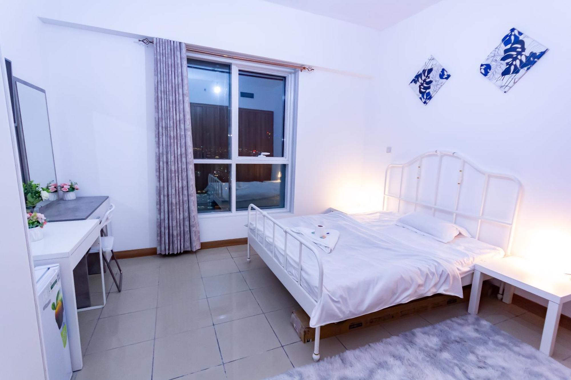 Offer For A Master Couples Friendly * Dubai