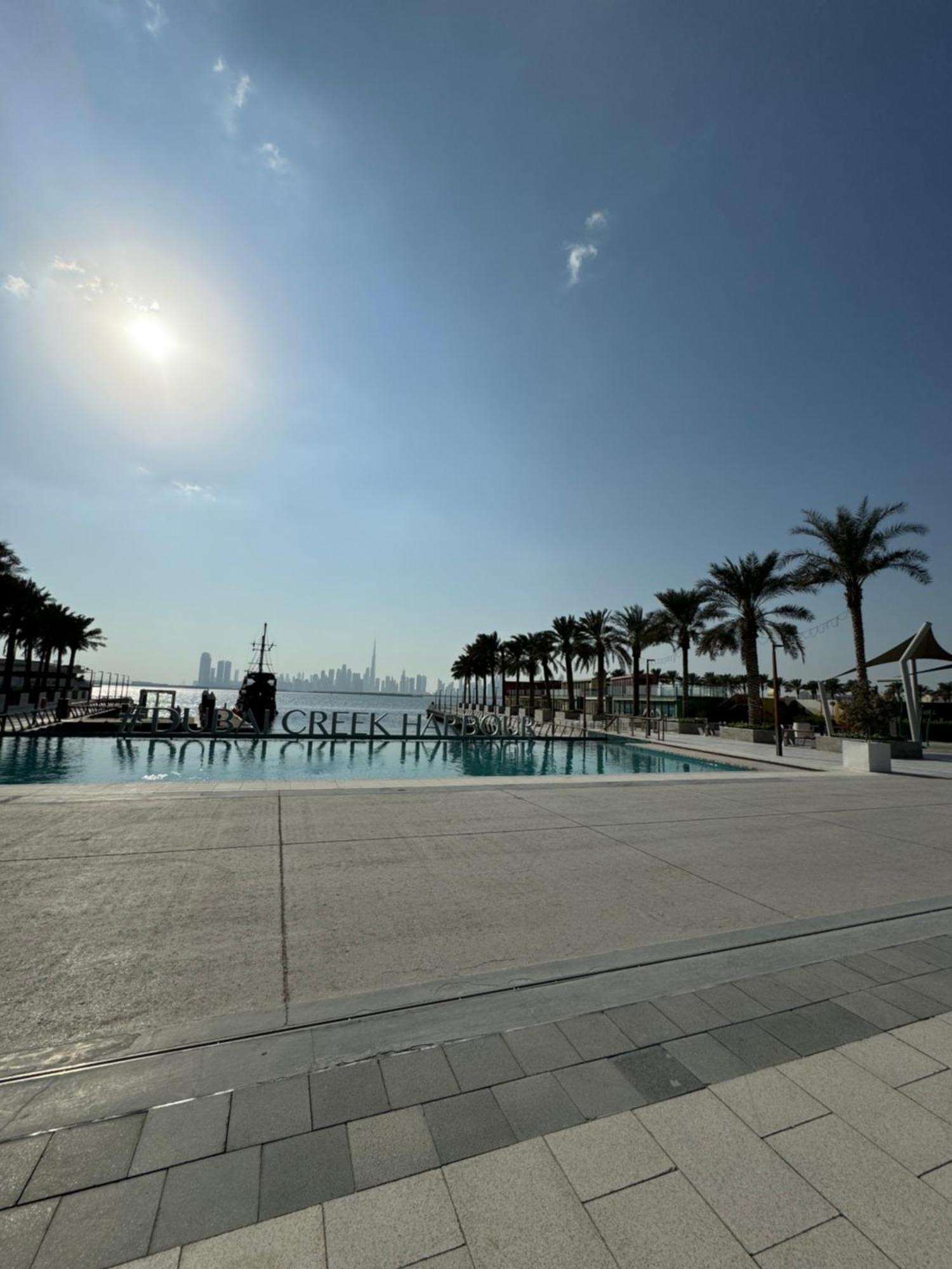 Luxury 1br In Creek Harbour Apartment