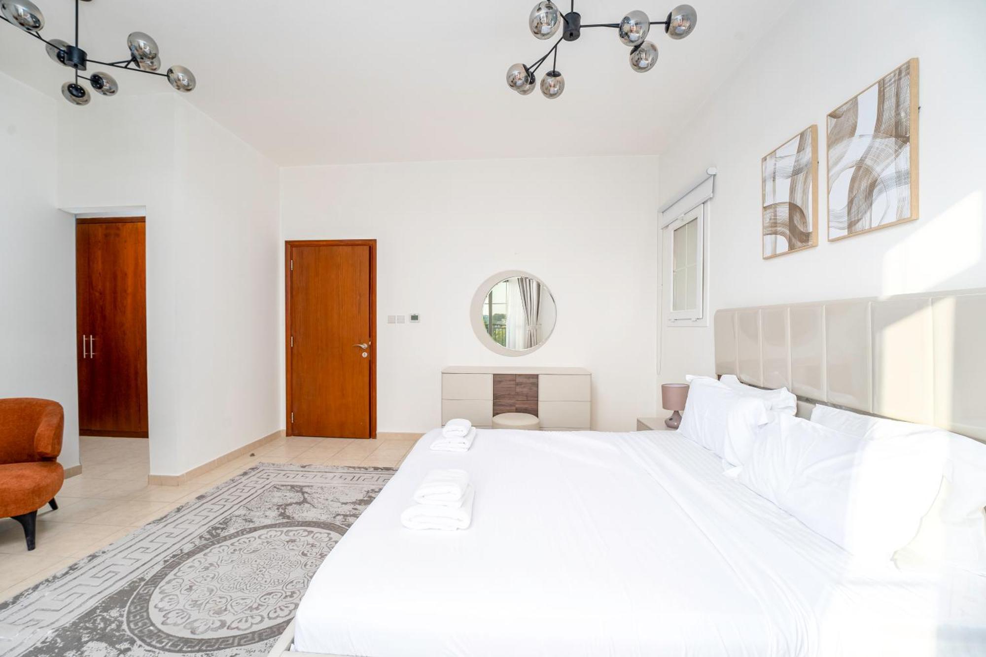 Idyllic Family Haven 3-bedroom With Study By Petals Homes *