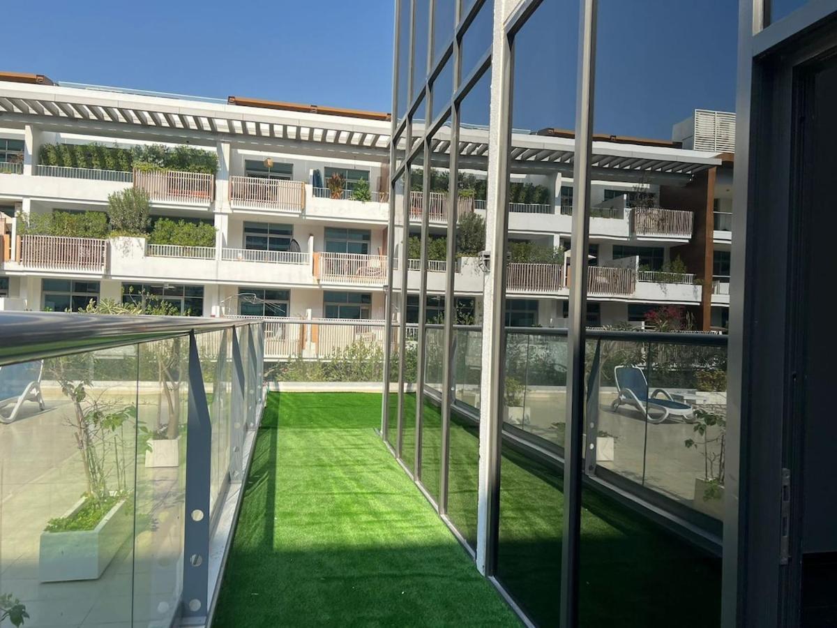 Jumeirah Village Circle Jvc One Bedroom Luxurious Apartment Dubai
