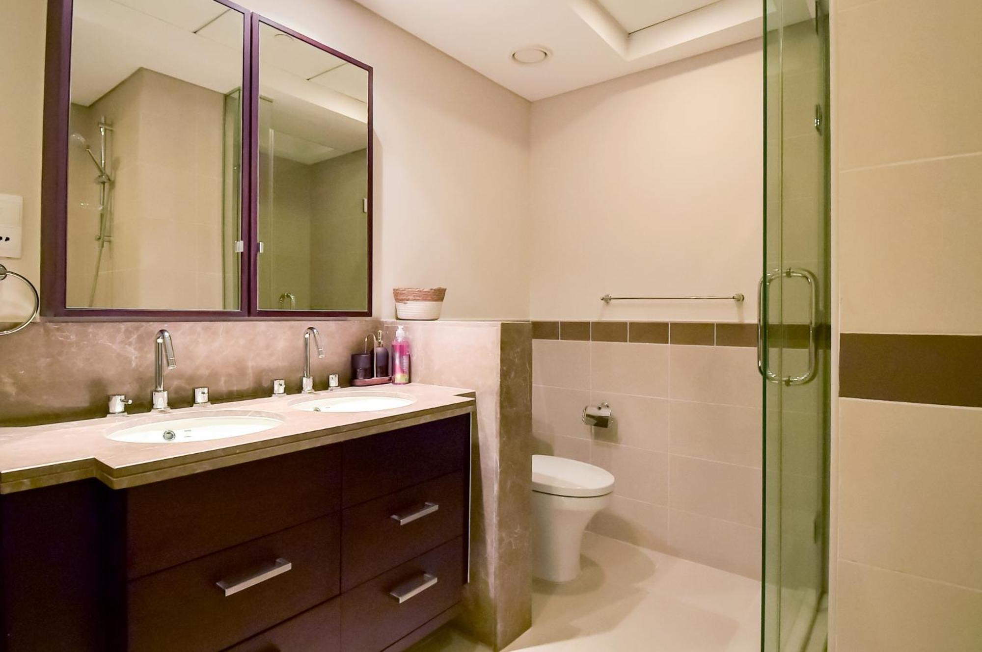 Apartment Luxury Escapes - Modern 3br Stylish, Spacious And Comfortable Dubai