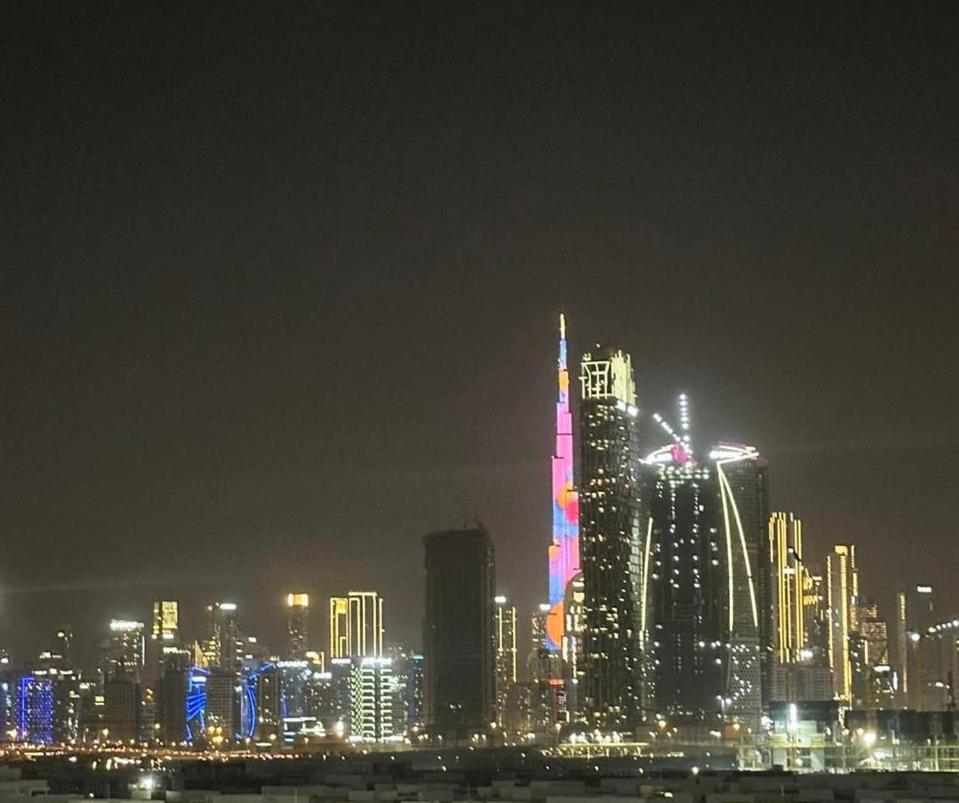 Living With Burj Khalifa Apartment *