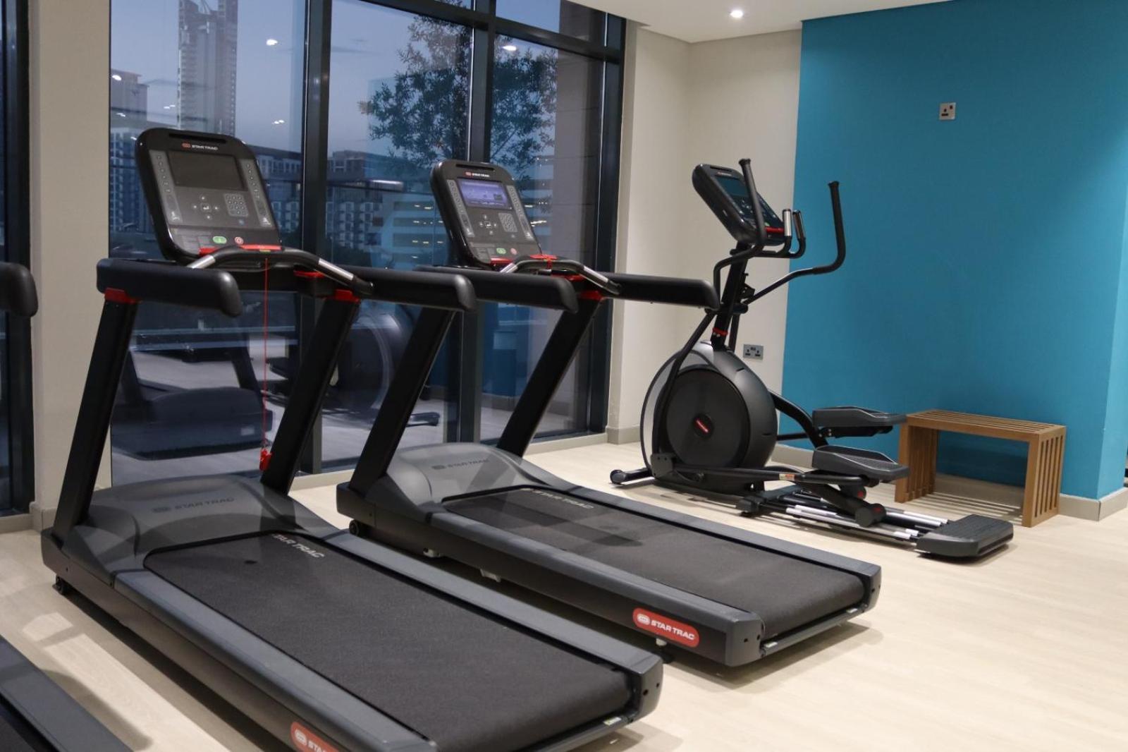 Apartment Living With Burj Khalifa