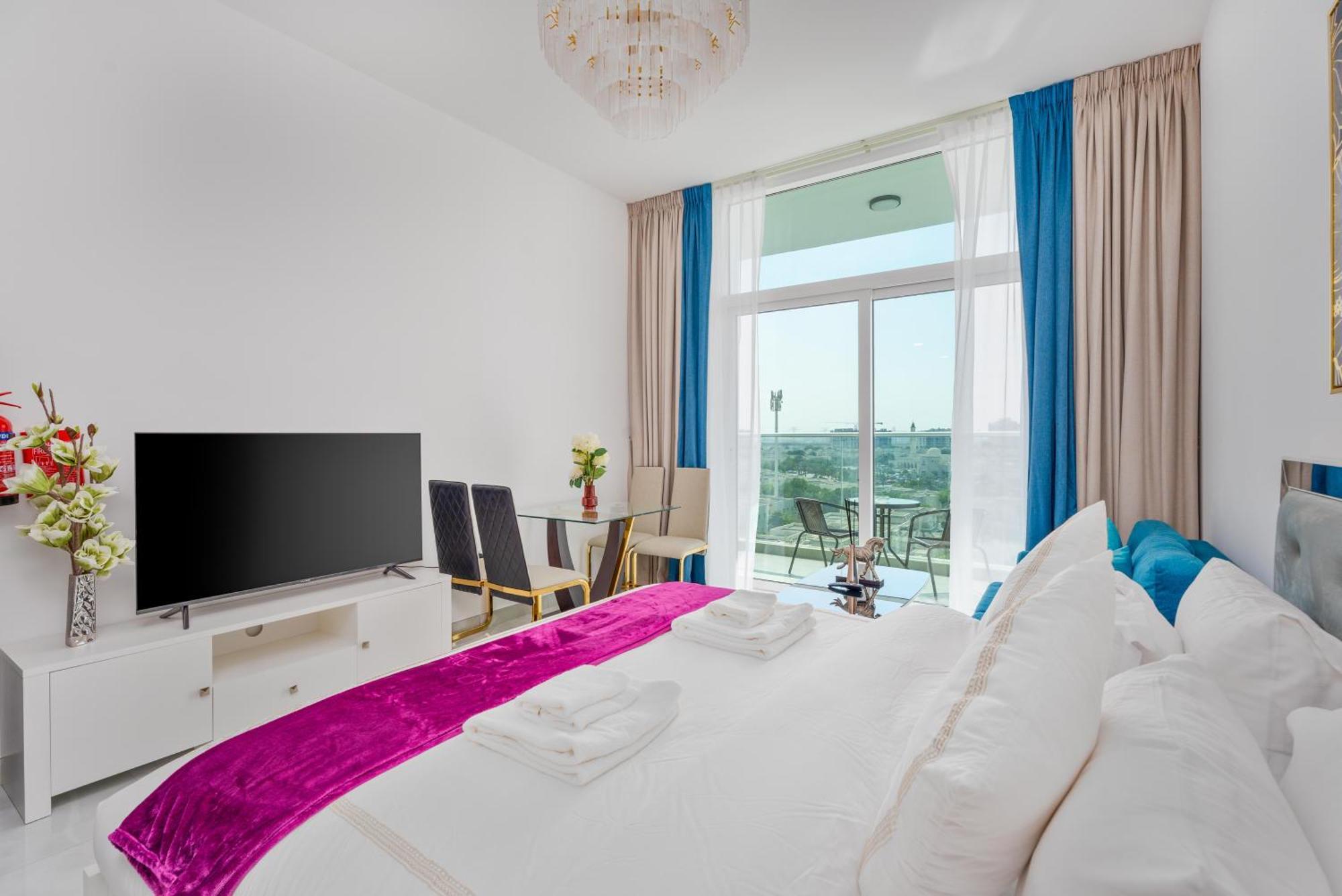 Apartment Vacay Lettings - Pearlz By Danube -studio-al Furjan-near Metro Dubai