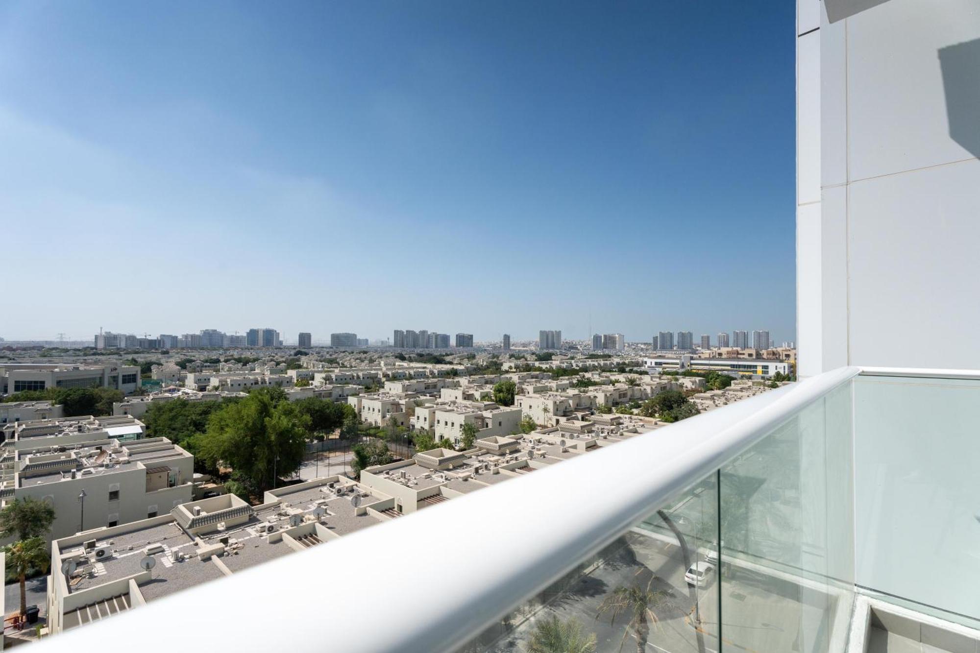 Vacay Lettings - Pearlz By Danube -studio-al Furjan-near Metro Apartment