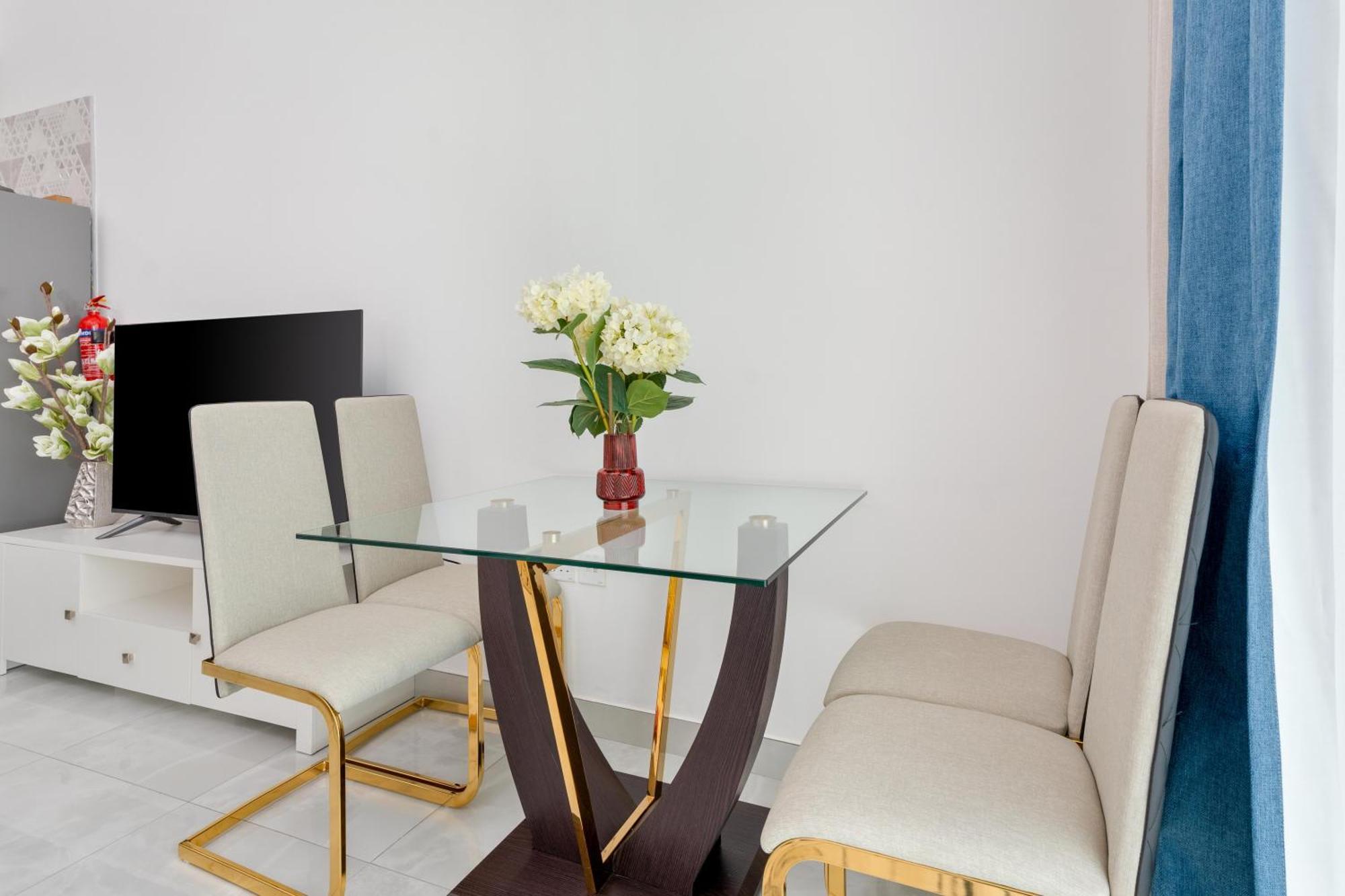 Vacay Lettings - Pearlz By Danube -studio-al Furjan-near Metro Apartment