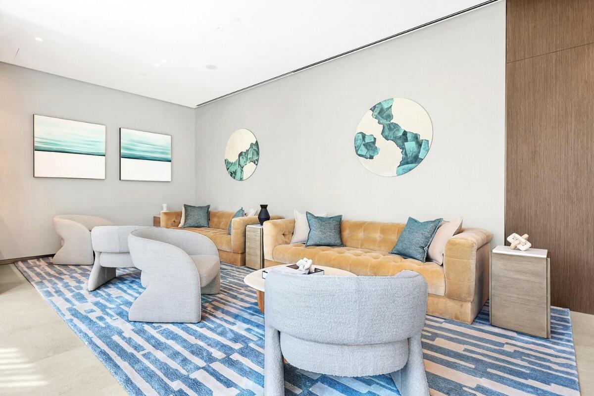 Apartment First Class 1br Stylish & Luxurious