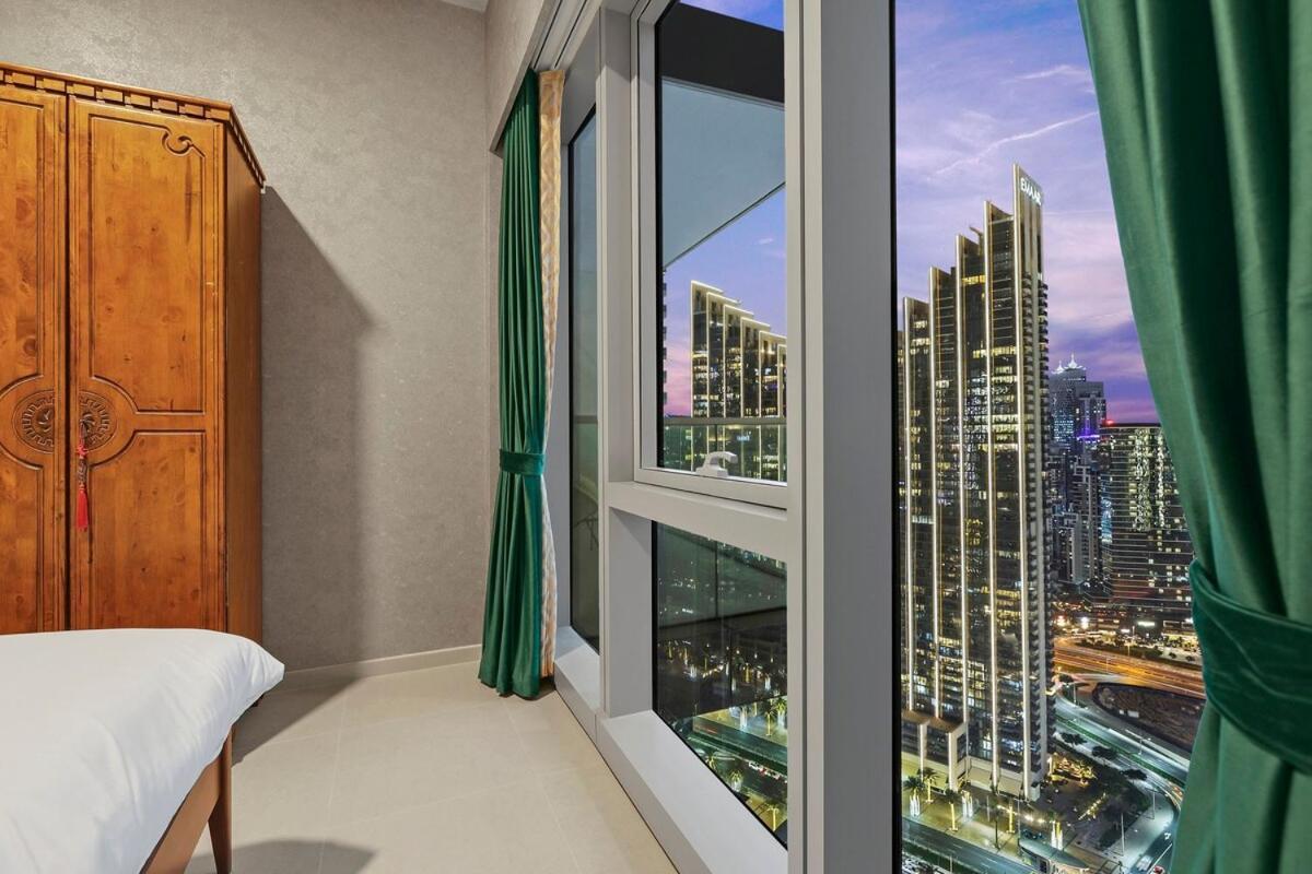 Apartment First Class 1br Stylish & Luxurious Dubai