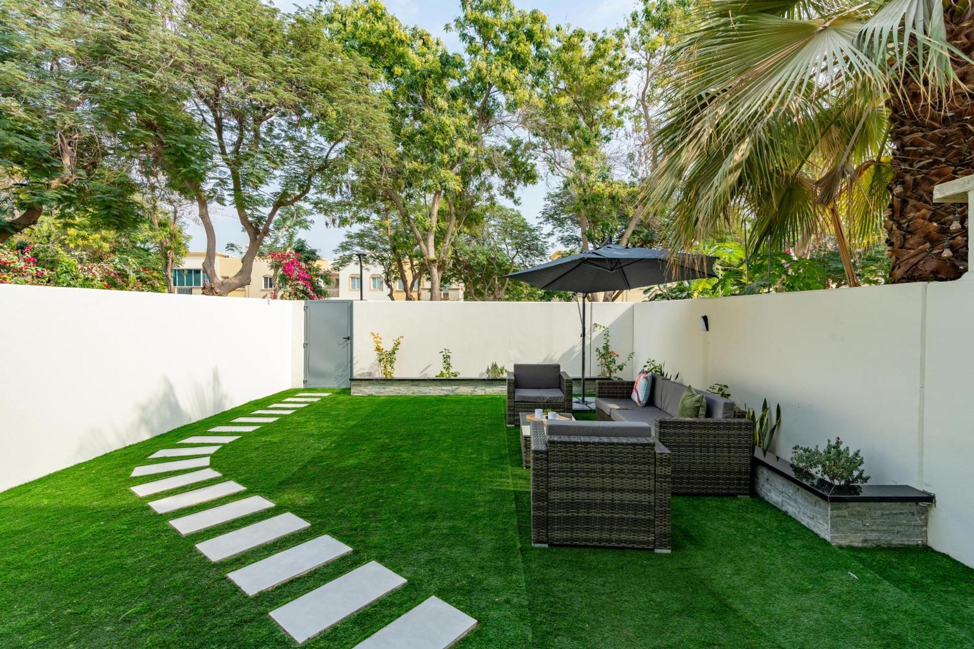 Villa White Sage Brand New 3br With Garden And Two Balconies