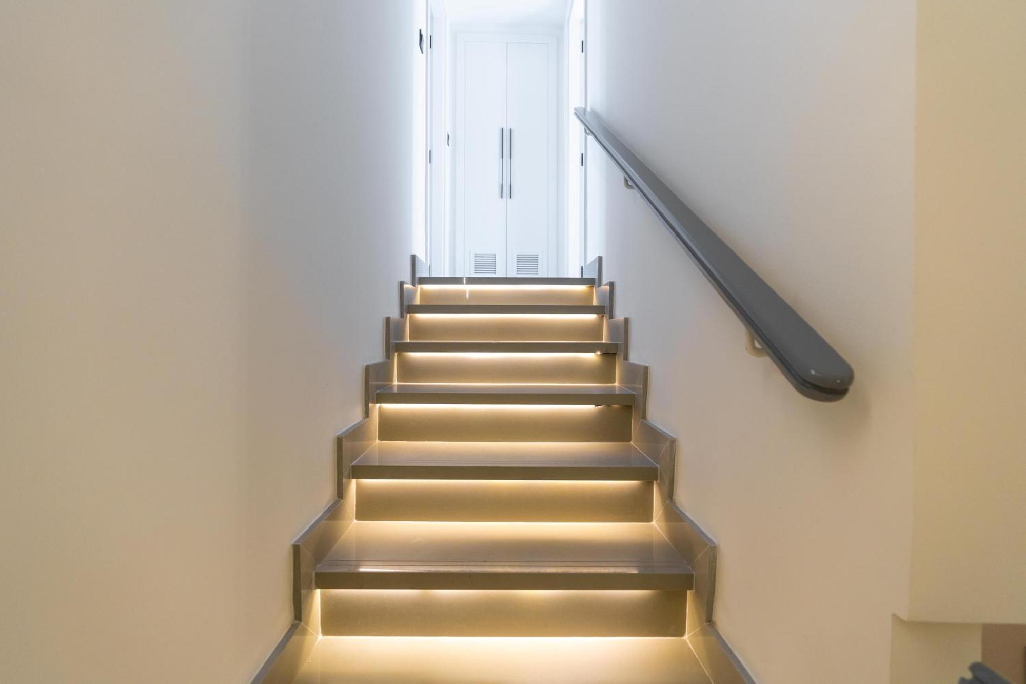 White Sage Brand New 3br With Garden And Two Balconies Dubai