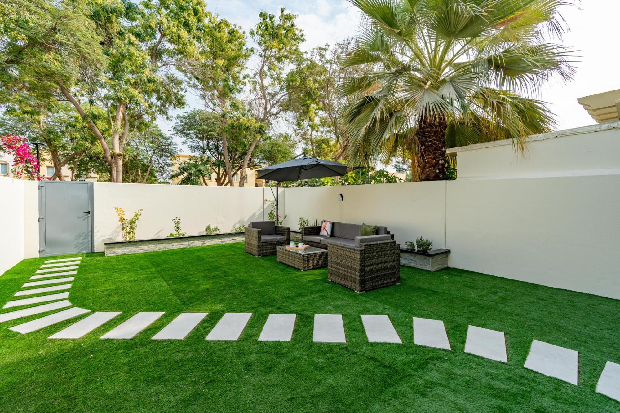 Villa White Sage Brand New 3br With Garden And Two Balconies