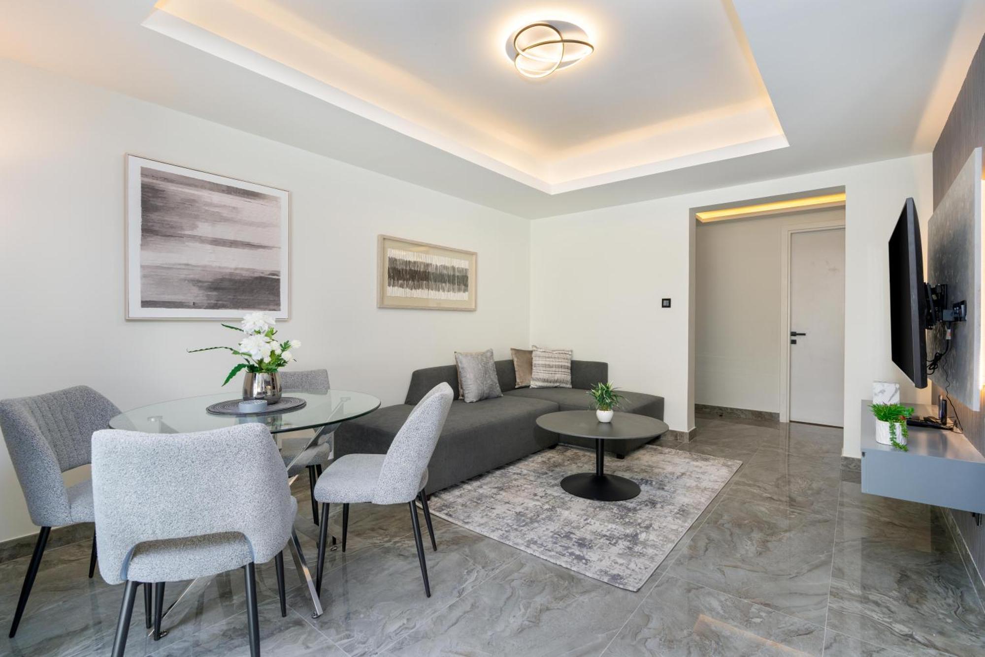 White Sage Brand New 3br With Garden And Two Balconies Villa Dubai