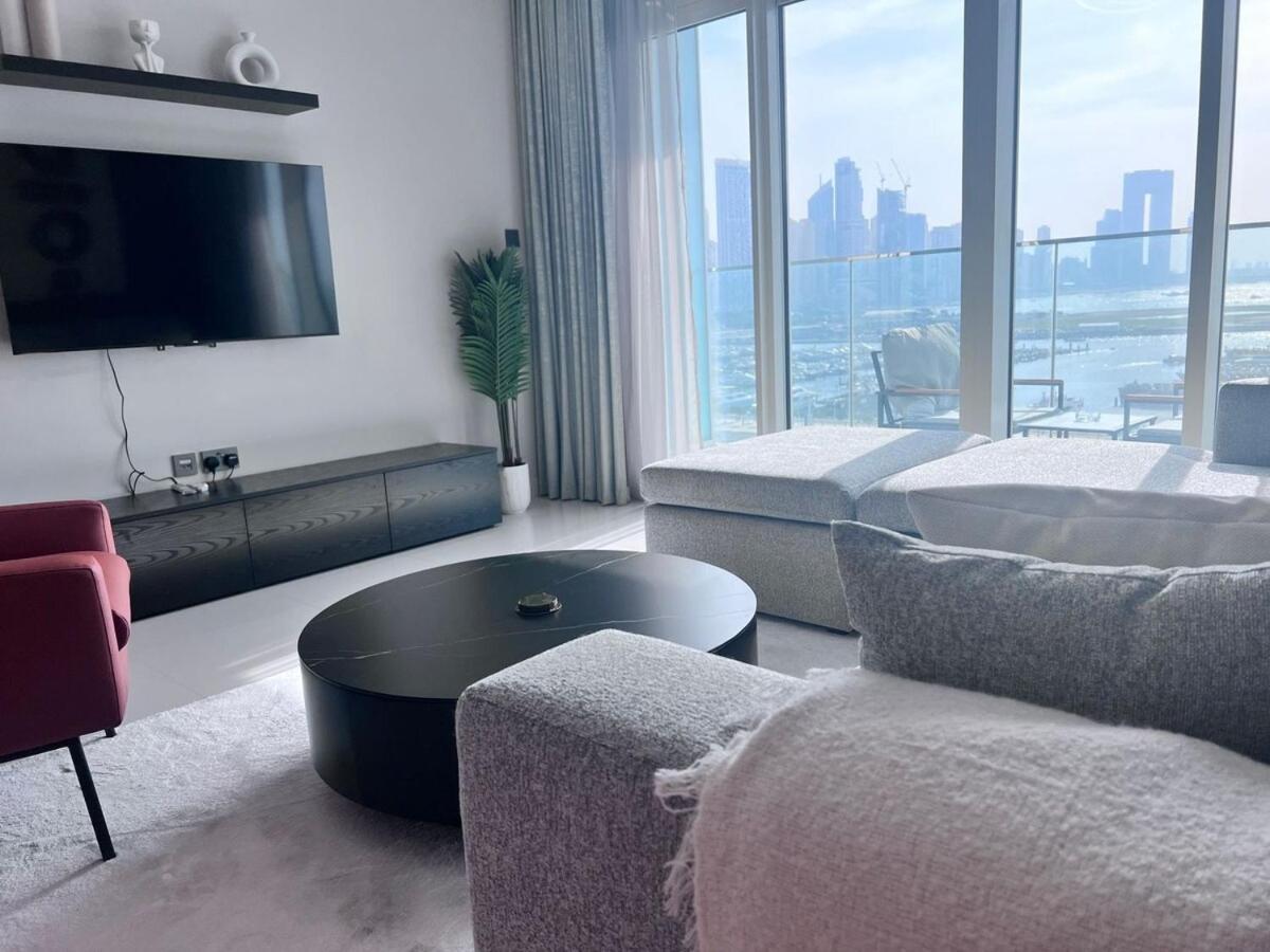 A Luxurious 2 Bedroom Emaar Beachfront In Palm Jumeirah Dubai