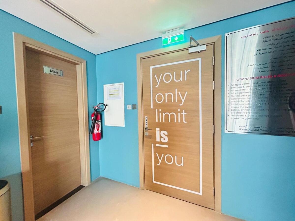 Stylish 1 Bedroom In Jvc Close To Mall 29 Mins To Trade Fair Dubai