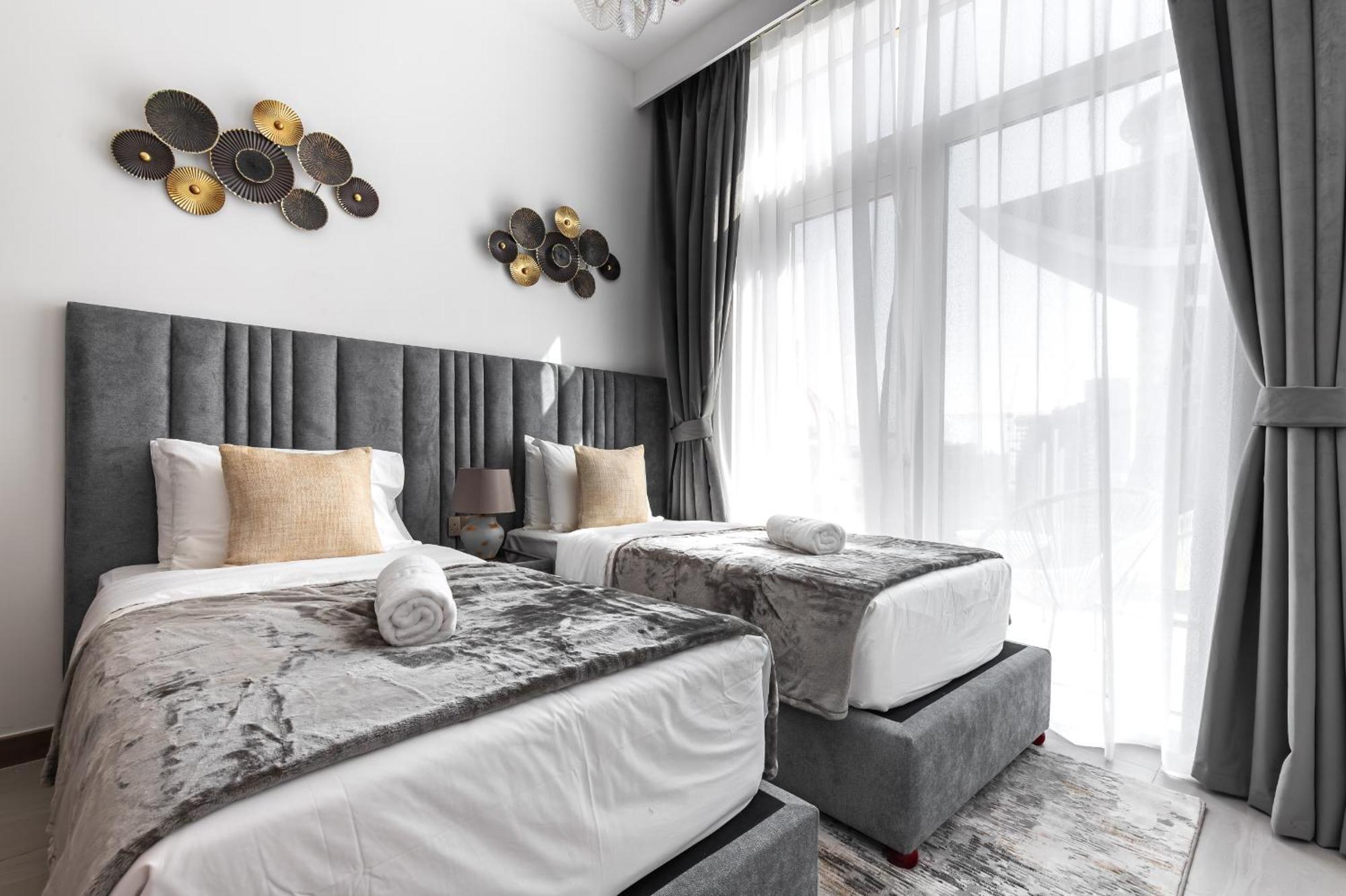 Apartment Simply Comfort In Missoni Floor With Sea, Canal And Burj Khalifa Views