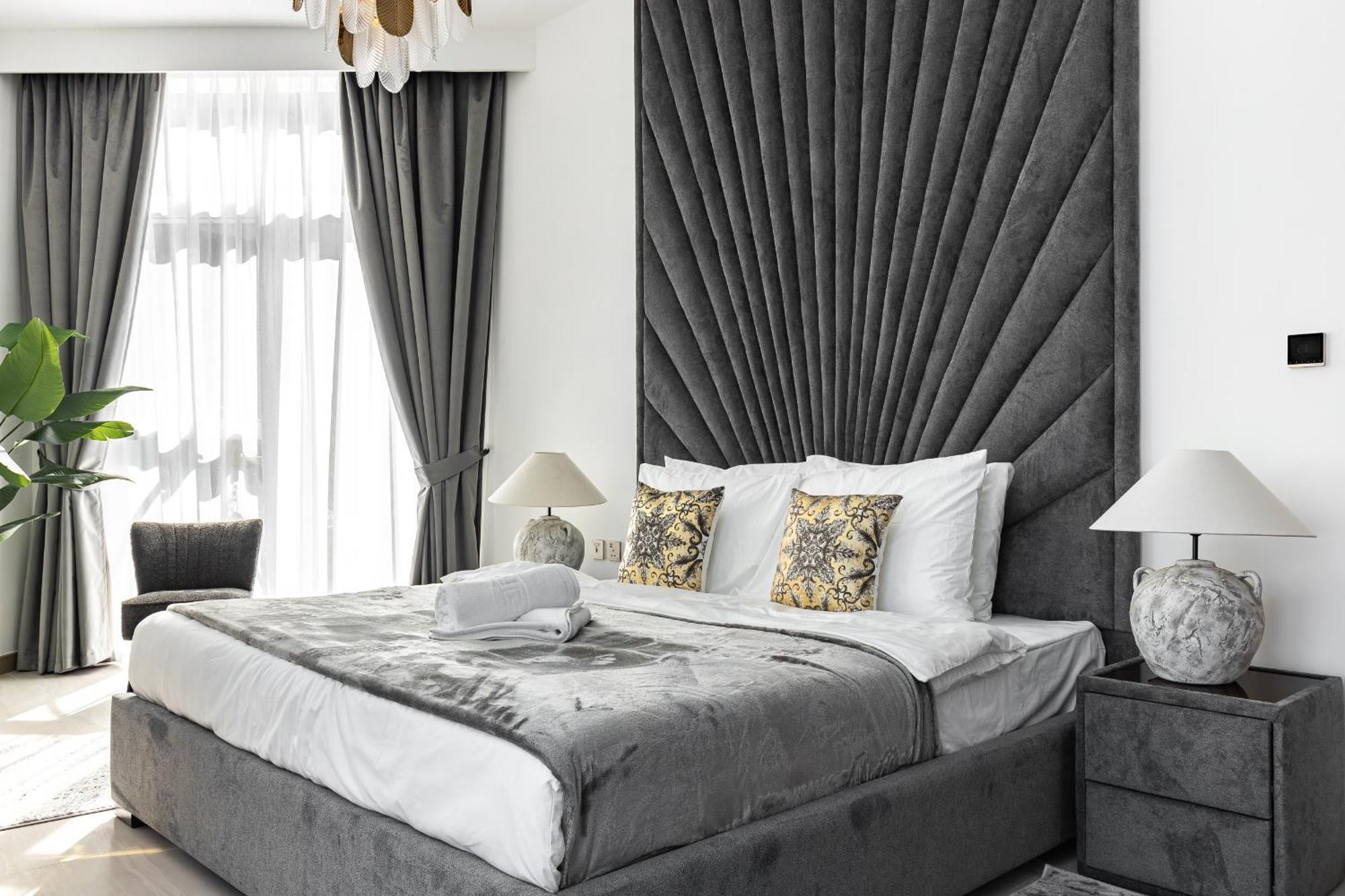Simply Comfort In Missoni Floor With Sea, Canal And Burj Khalifa Views Dubai