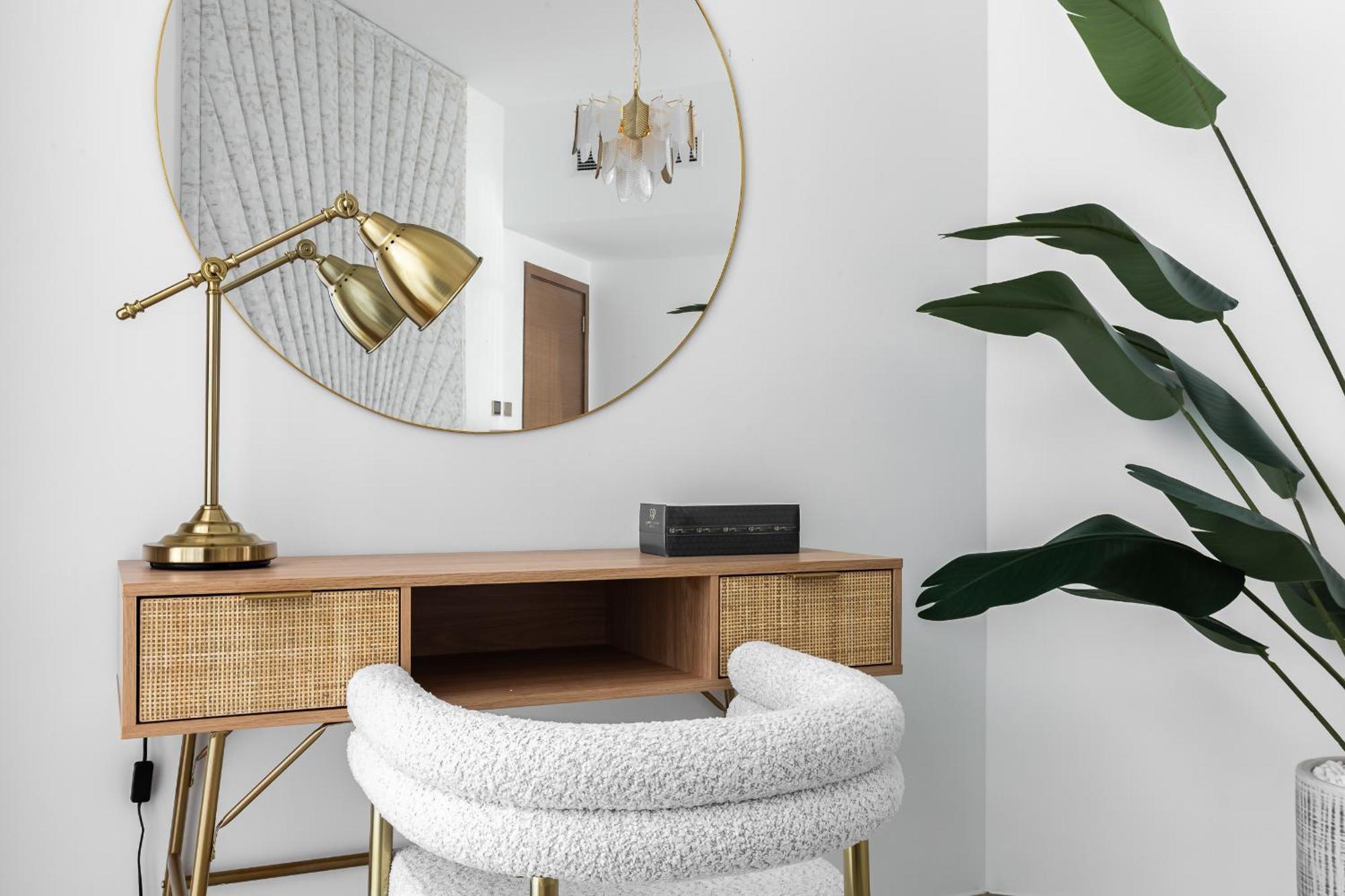 Simply Comfort In Missoni Floor With Sea, Canal And Burj Khalifa Views Apartment Dubai