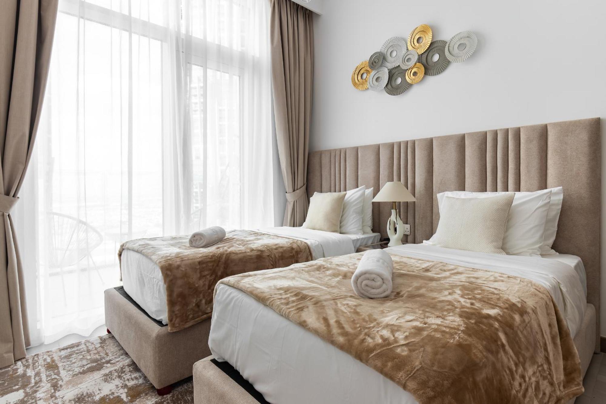 Apartment Simply Comfort In Missoni Floor With Sea, Canal And Burj Khalifa Views