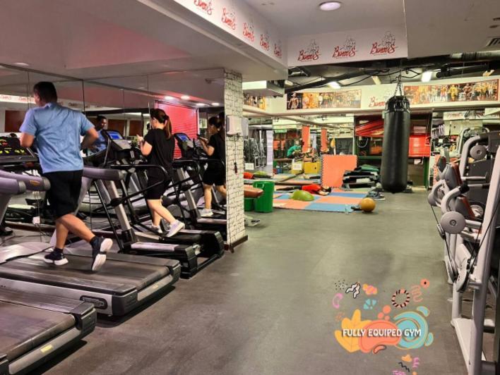 Adventurers Partition In Barsha Heights Homestay